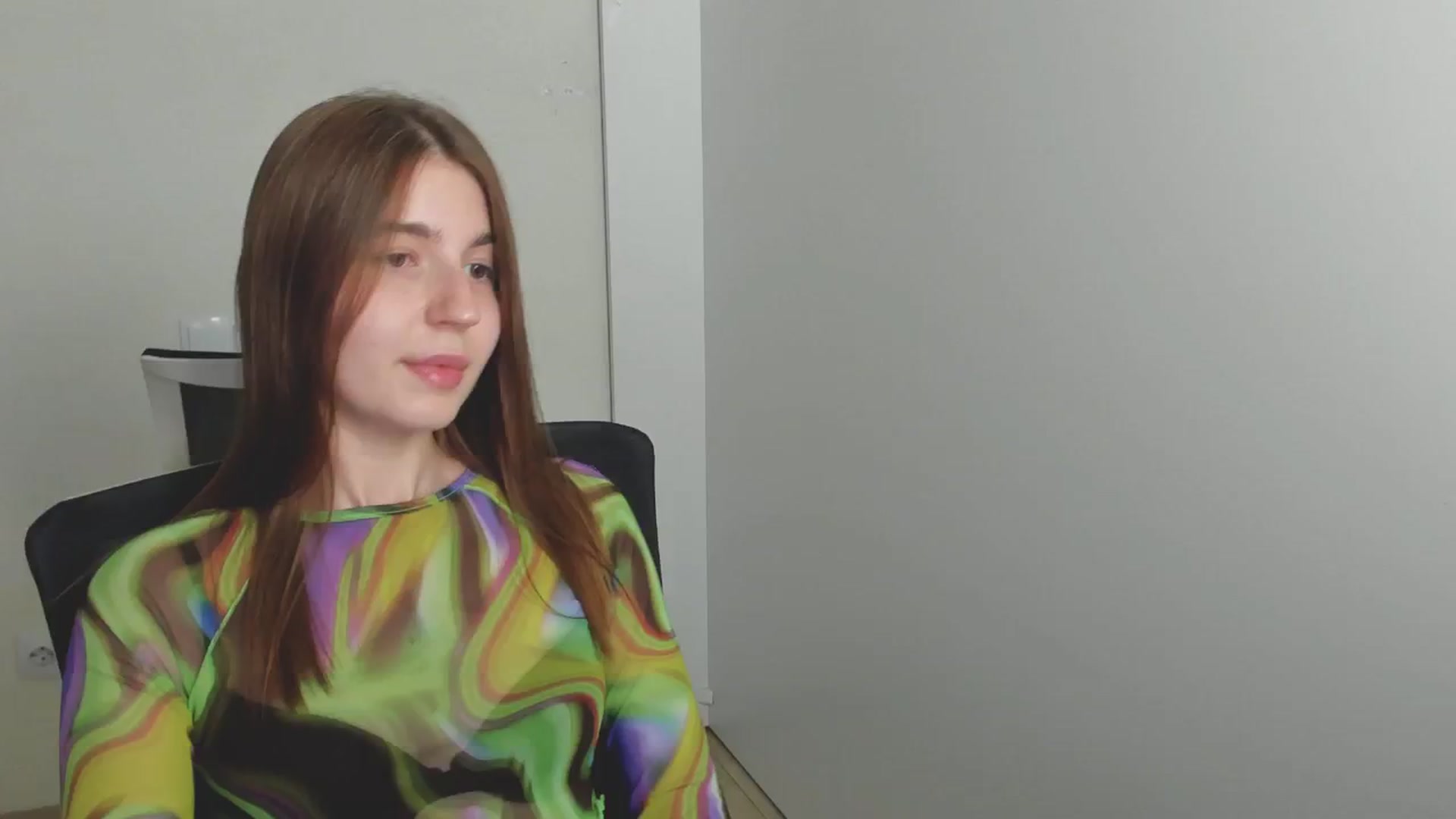 Gallery image thumbnail from Emilia_cherry's myfreecams stream on, 07/25/2024, 11:45 image 18 of 20