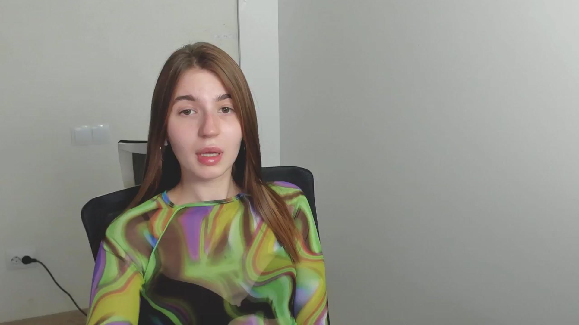 Gallery image thumbnail from Emilia_cherry's myfreecams stream on, 07/25/2024, 11:45 image 1 of 20