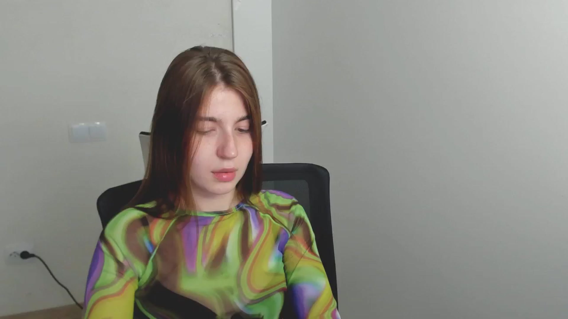 Gallery image thumbnail from Emilia_cherry's myfreecams stream on, 07/25/2024, 11:45 image 3 of 20