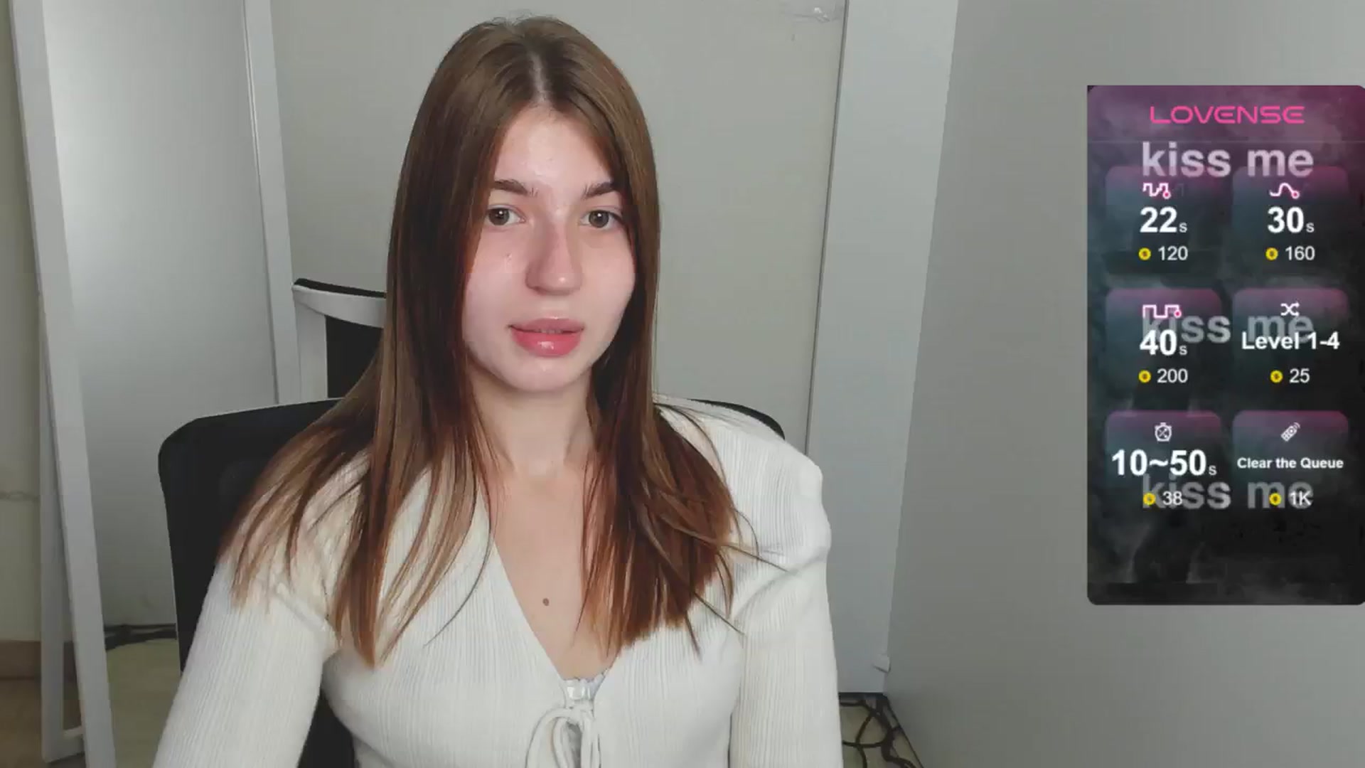 Gallery image thumbnail from Emilia_cherry's myfreecams stream on, 08/07/2024, 07:05 image 9 of 20