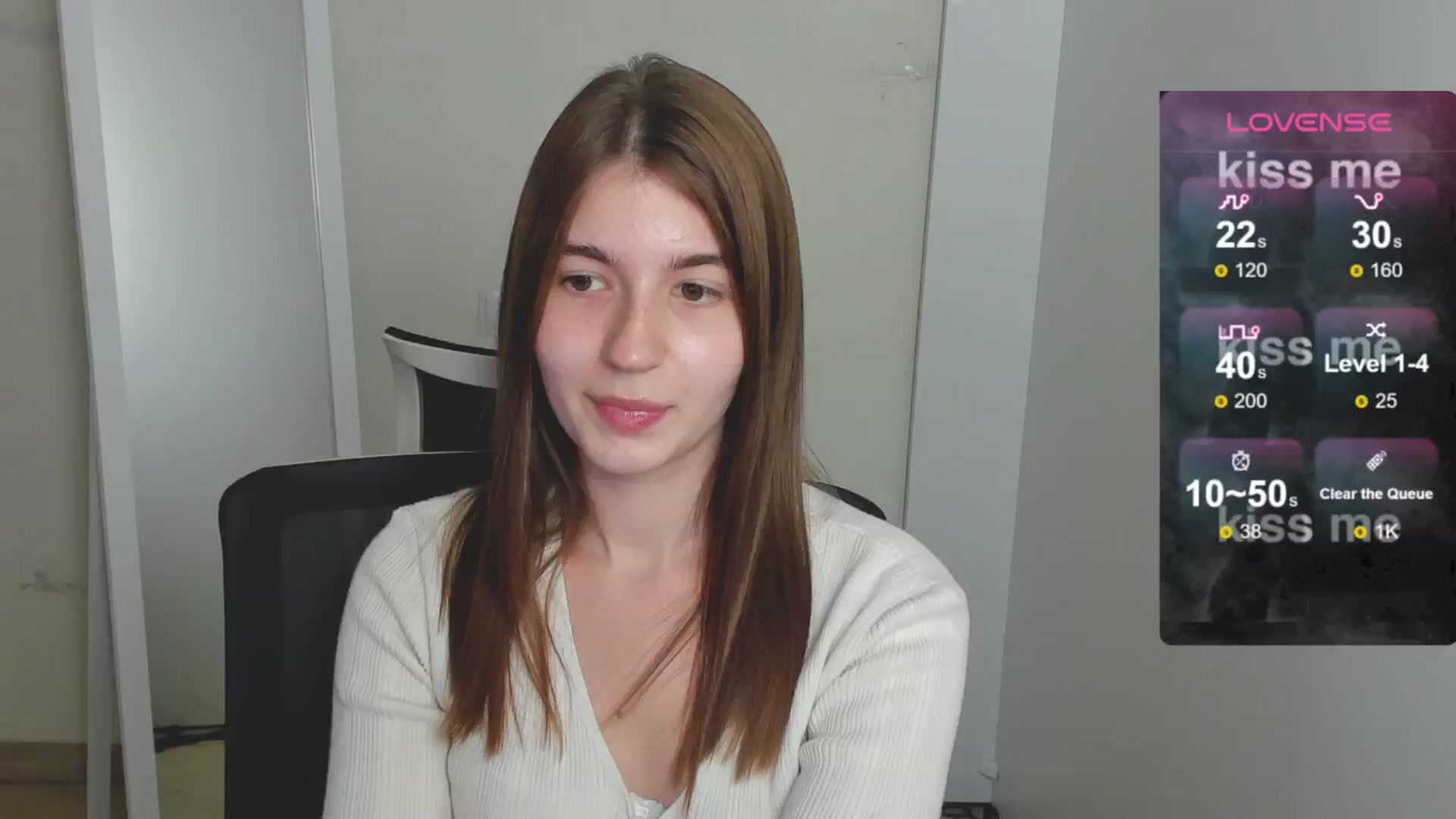Gallery image thumbnail from Emilia_cherry's myfreecams stream on, 08/07/2024, 10:45 image 7 of 20