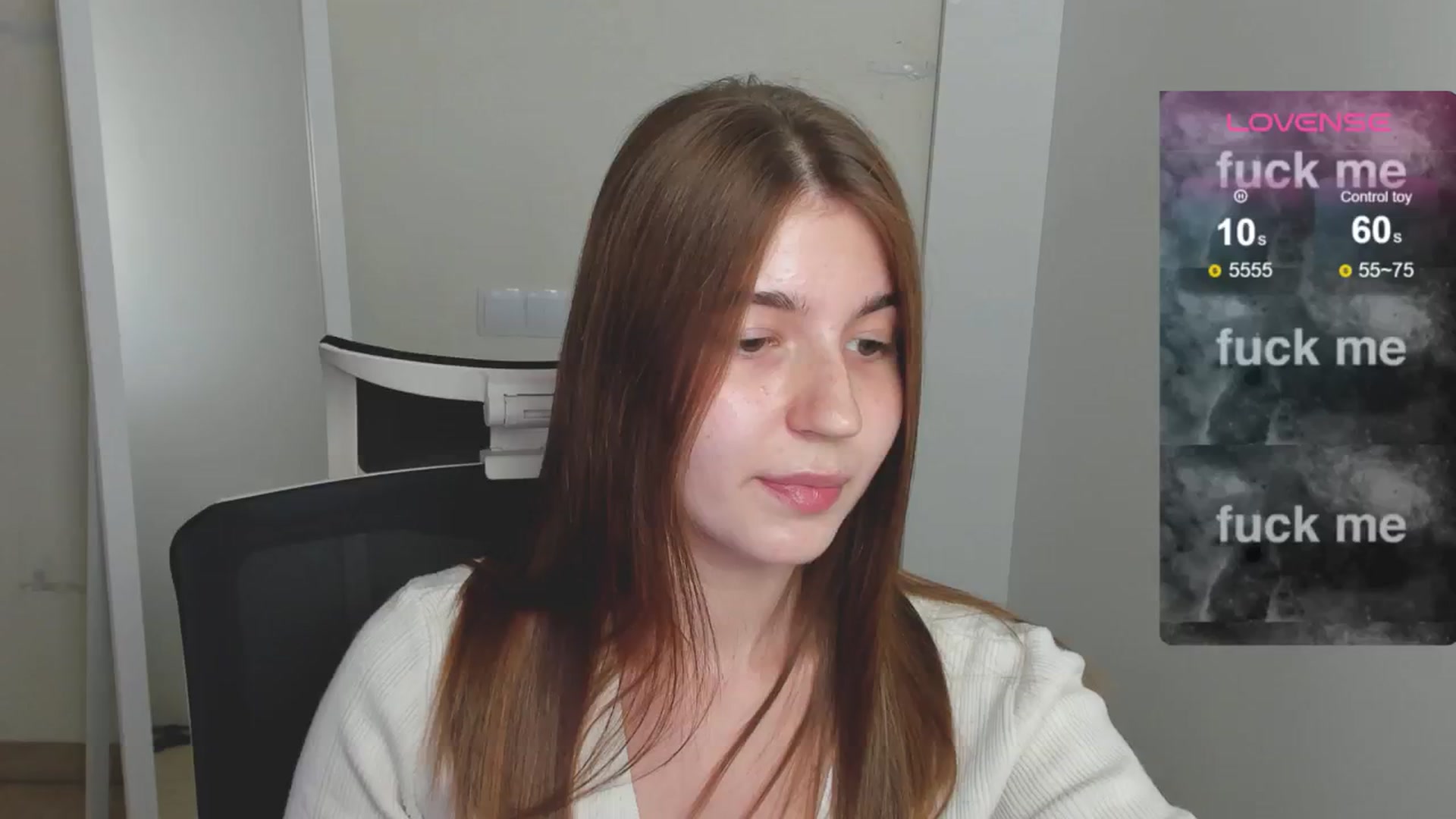 Gallery image thumbnail from Emilia_cherry's myfreecams stream on, 08/07/2024, 10:45 image 5 of 20