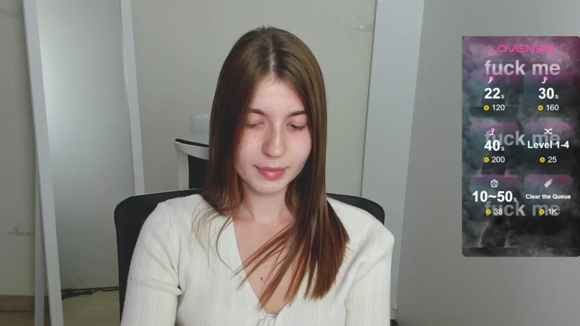 Gallery image thumbnail from Emilia_cherry's myfreecams stream on, 08/07/2024, 10:45 image 8 of 20