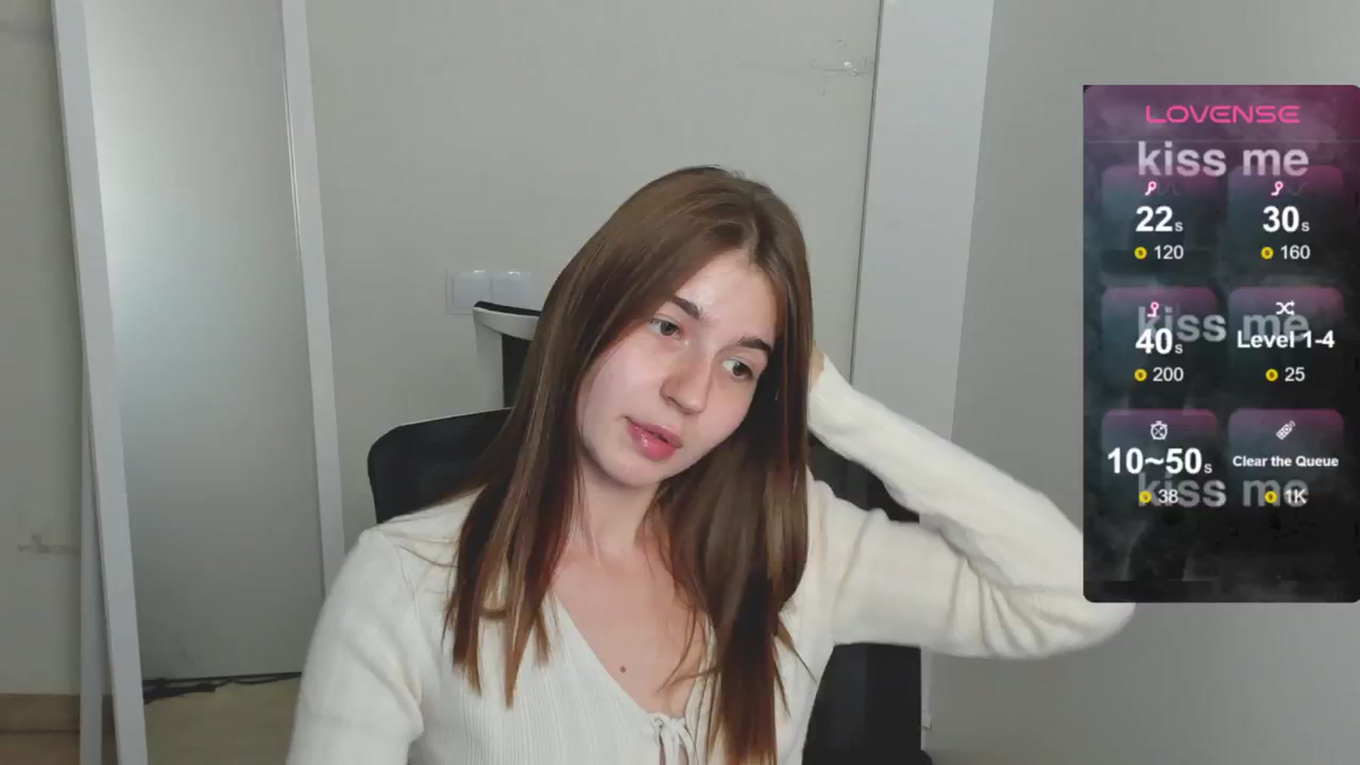 Gallery image thumbnail from Emilia_cherry's myfreecams stream on, 08/07/2024, 11:54 image 7 of 20
