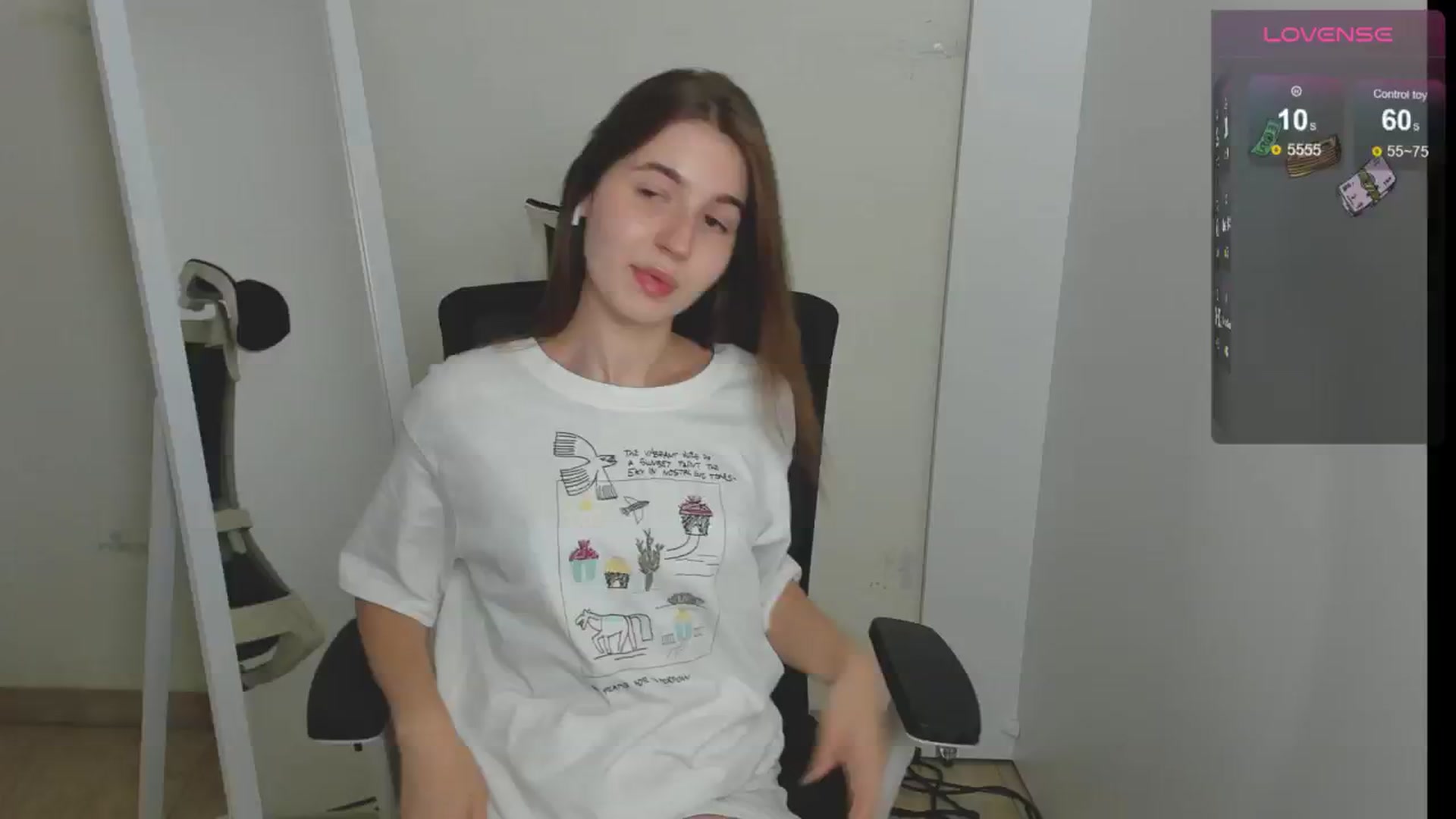 Gallery image thumbnail from Emilia_cherry's myfreecams stream on, 08/09/2024, 13:13 image 8 of 20