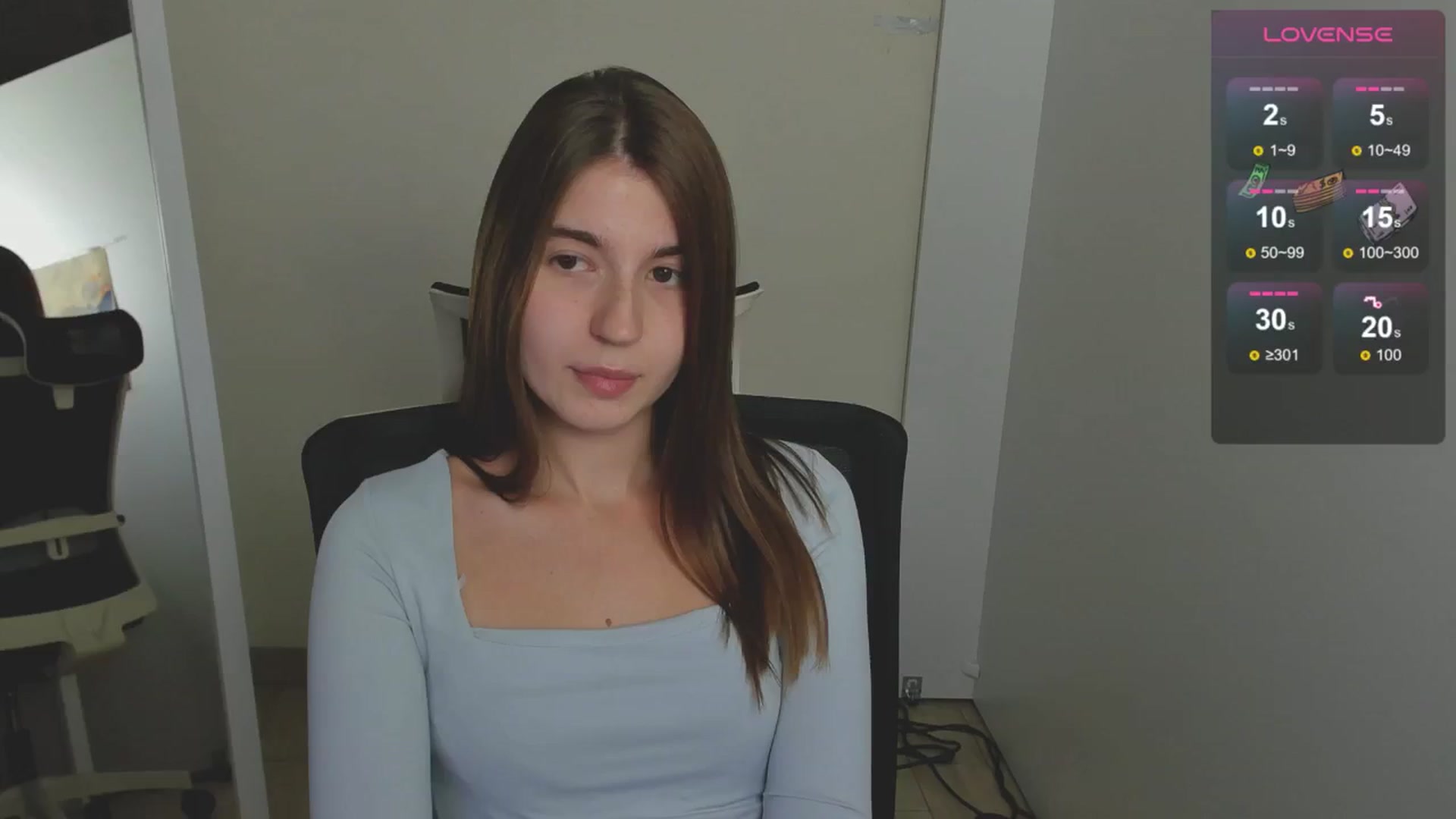 Gallery image thumbnail from Emilia_cherry's myfreecams stream on, 08/10/2024, 09:44 image 10 of 20