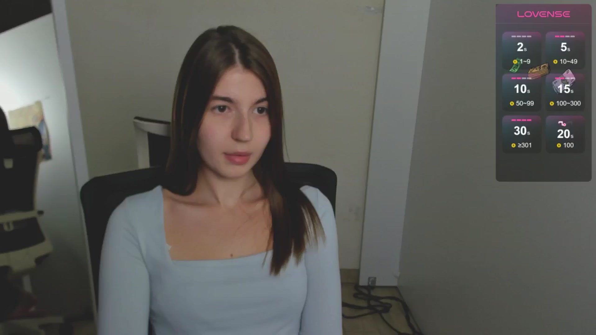 Gallery image thumbnail from Emilia_cherry's myfreecams stream on, 08/10/2024, 09:44 image 19 of 20