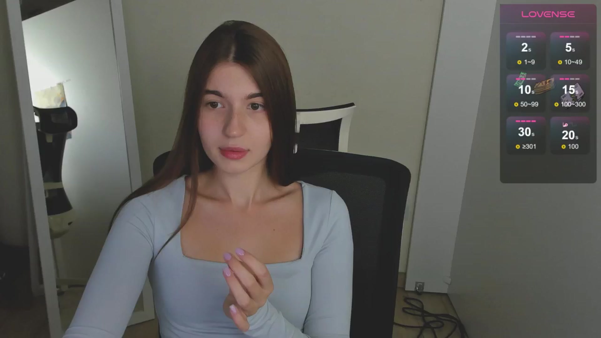 Gallery image thumbnail from Emilia_cherry's myfreecams stream on, 08/14/2024, 08:03 image 12 of 20