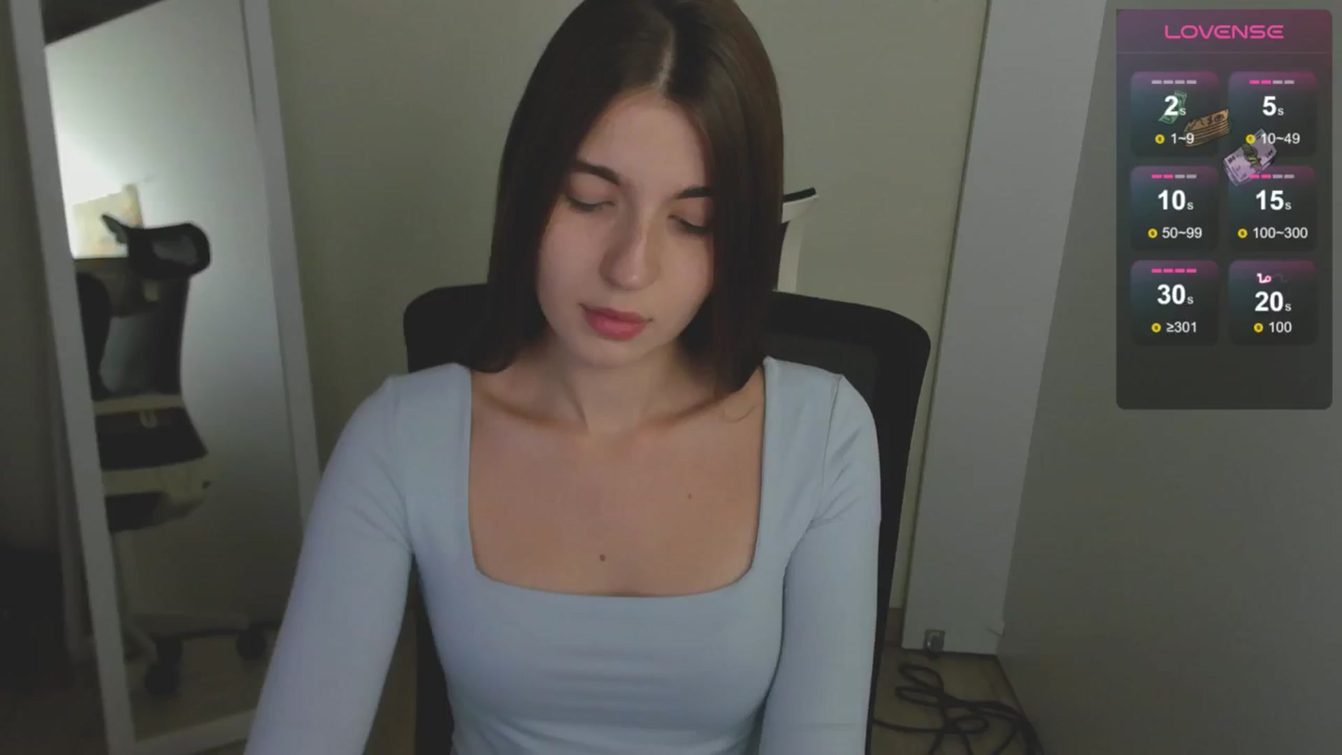 Gallery image thumbnail from Emilia_cherry's myfreecams stream on, 08/14/2024, 08:03 image 5 of 20