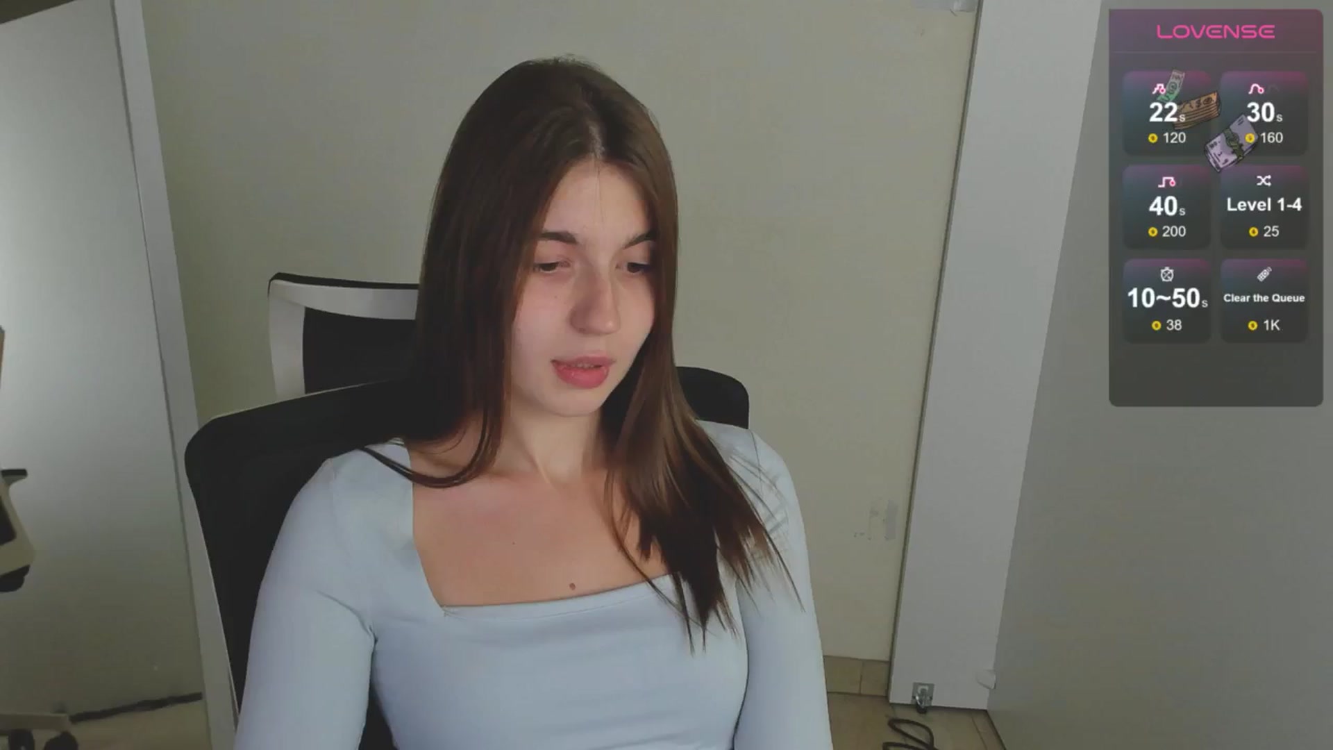 Gallery image thumbnail from Emilia_cherry's myfreecams stream on, 08/15/2024, 10:38 image 9 of 20