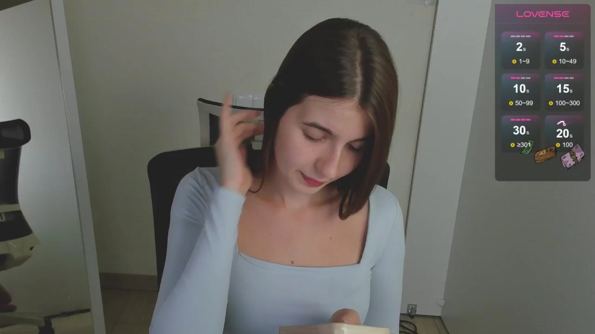 Gallery image thumbnail from Emilia_cherry's myfreecams stream on, 08/15/2024, 10:38 image 20 of 20