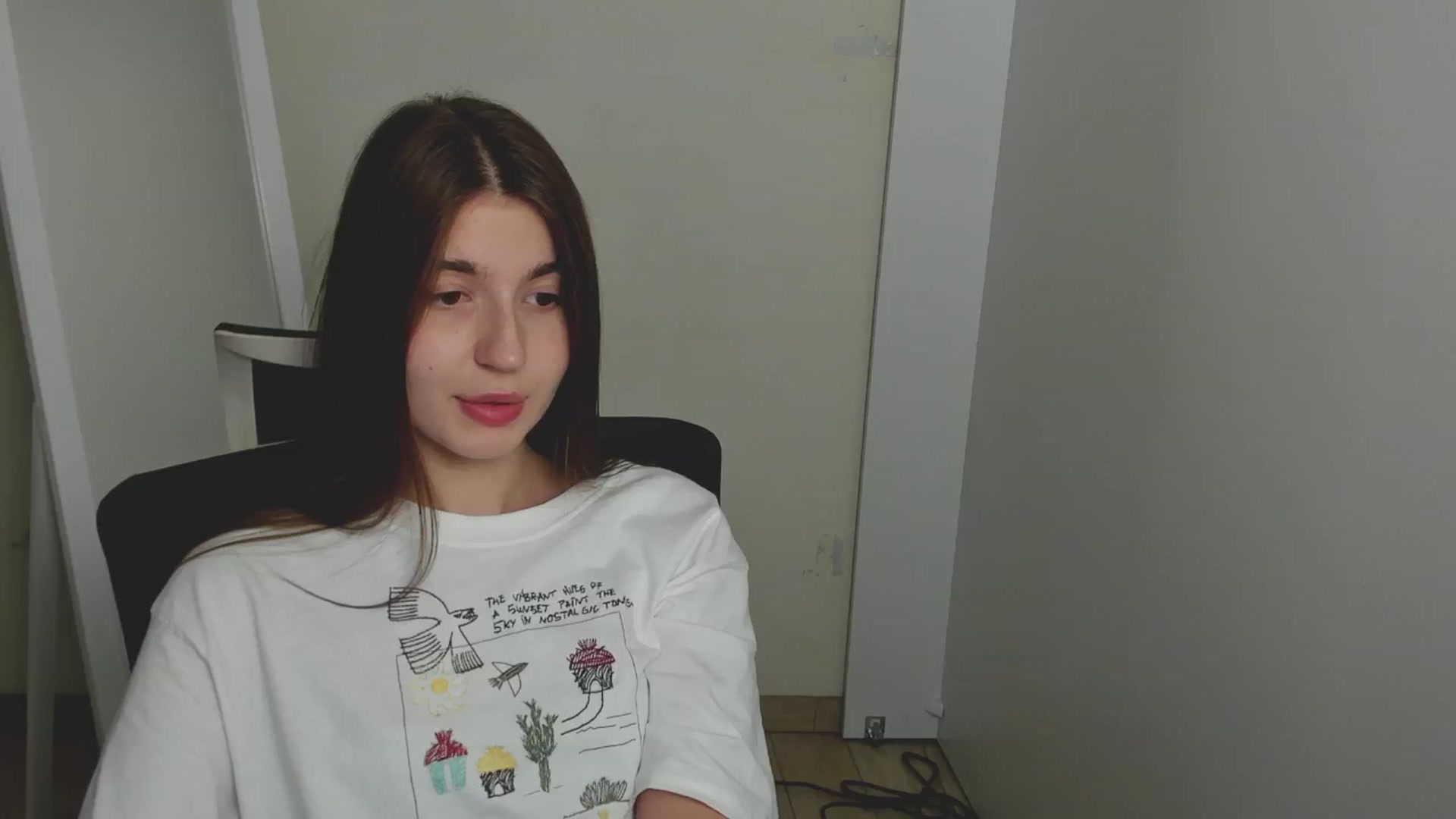 Gallery image thumbnail from Emilia_cherry's myfreecams stream on, 08/17/2024, 09:22 image 9 of 20