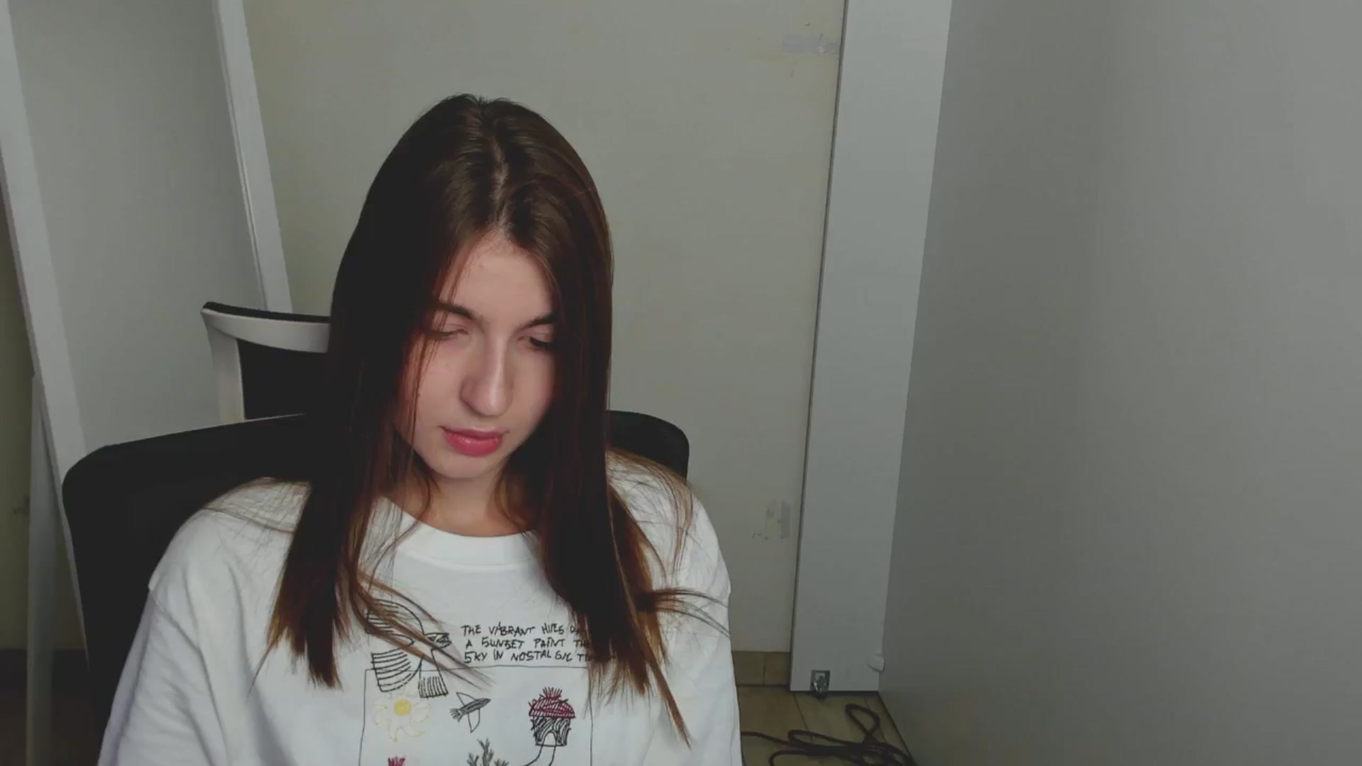 Gallery image thumbnail from Emilia_cherry's myfreecams stream on, 08/17/2024, 09:22 image 13 of 20