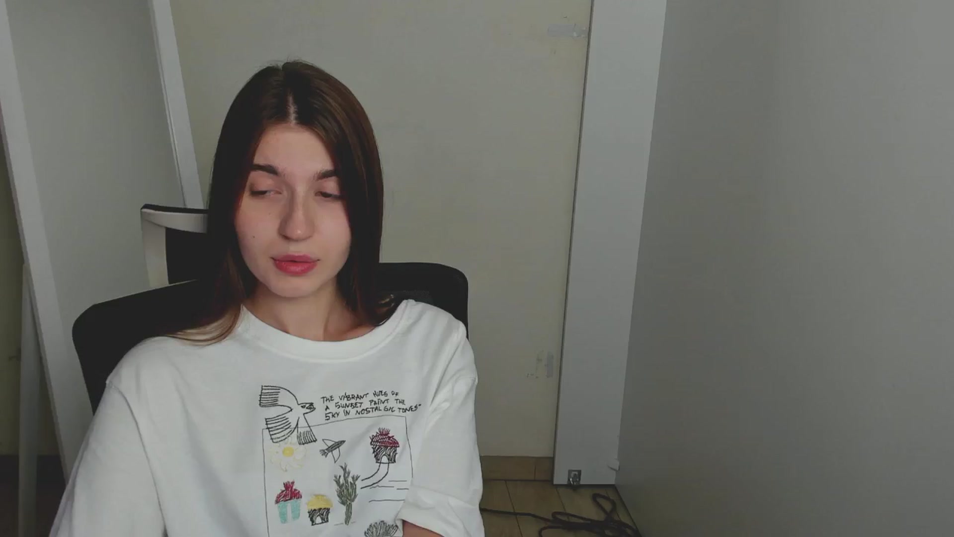 Gallery image thumbnail from Emilia_cherry's myfreecams stream on, 08/17/2024, 09:22 image 4 of 20