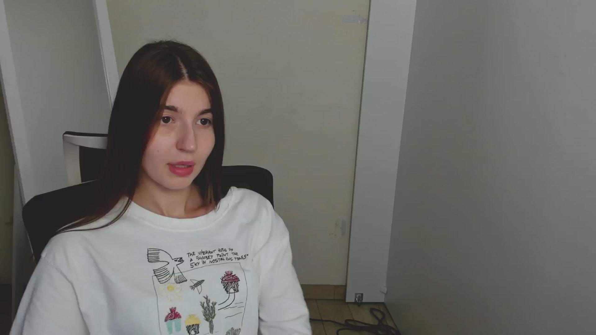 Gallery image thumbnail from Emilia_cherry's myfreecams stream on, 08/17/2024, 09:22 image 7 of 20