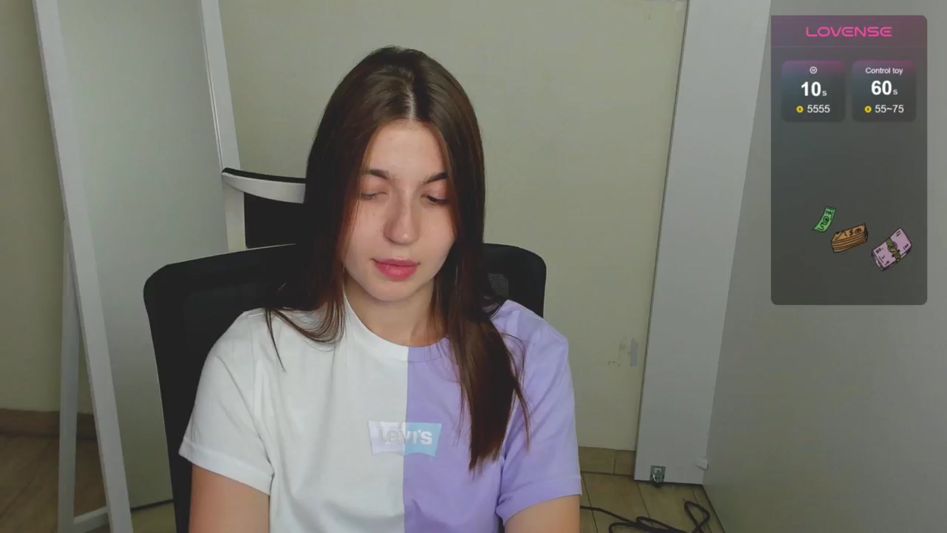 Gallery image thumbnail from Emilia_cherry's myfreecams stream on, 08/20/2024, 10:09 image 19 of 20