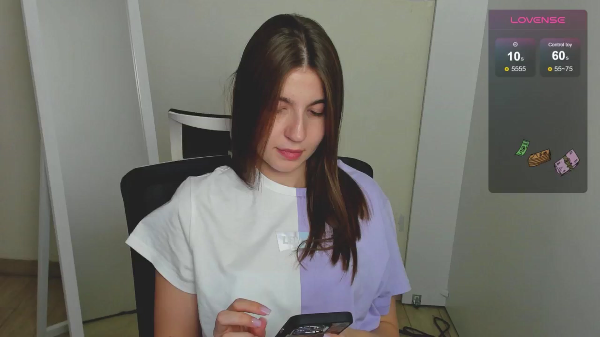 Gallery image thumbnail from Emilia_cherry's myfreecams stream on, 08/20/2024, 10:09 image 8 of 20