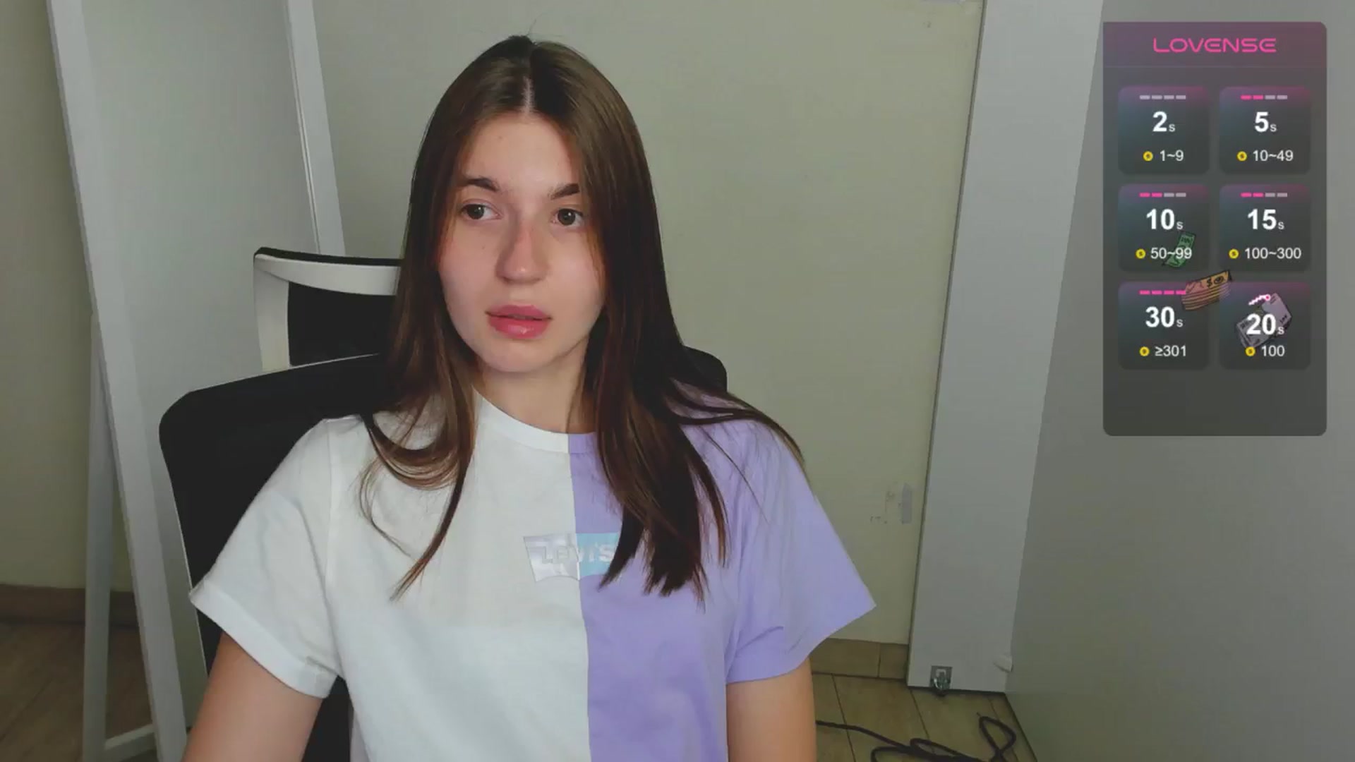 Gallery image thumbnail from Emilia_cherry's myfreecams stream on, 08/20/2024, 10:09 image 14 of 20