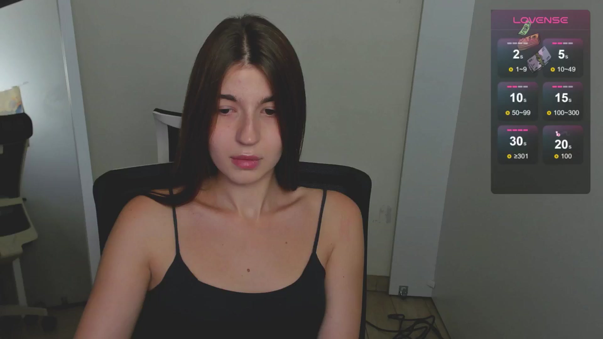 Gallery image thumbnail from Emilia_cherry's myfreecams stream on, 08/22/2024, 09:16 image 16 of 20