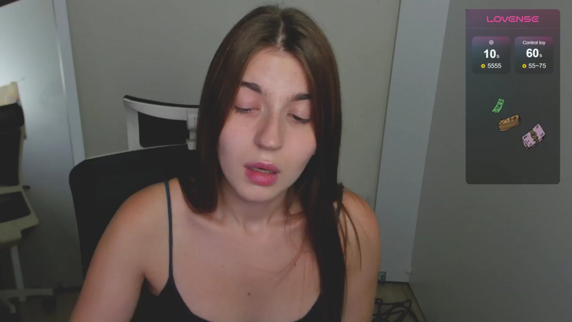 Gallery image thumbnail from Emilia_cherry's myfreecams stream on, 08/22/2024, 09:16 image 5 of 20