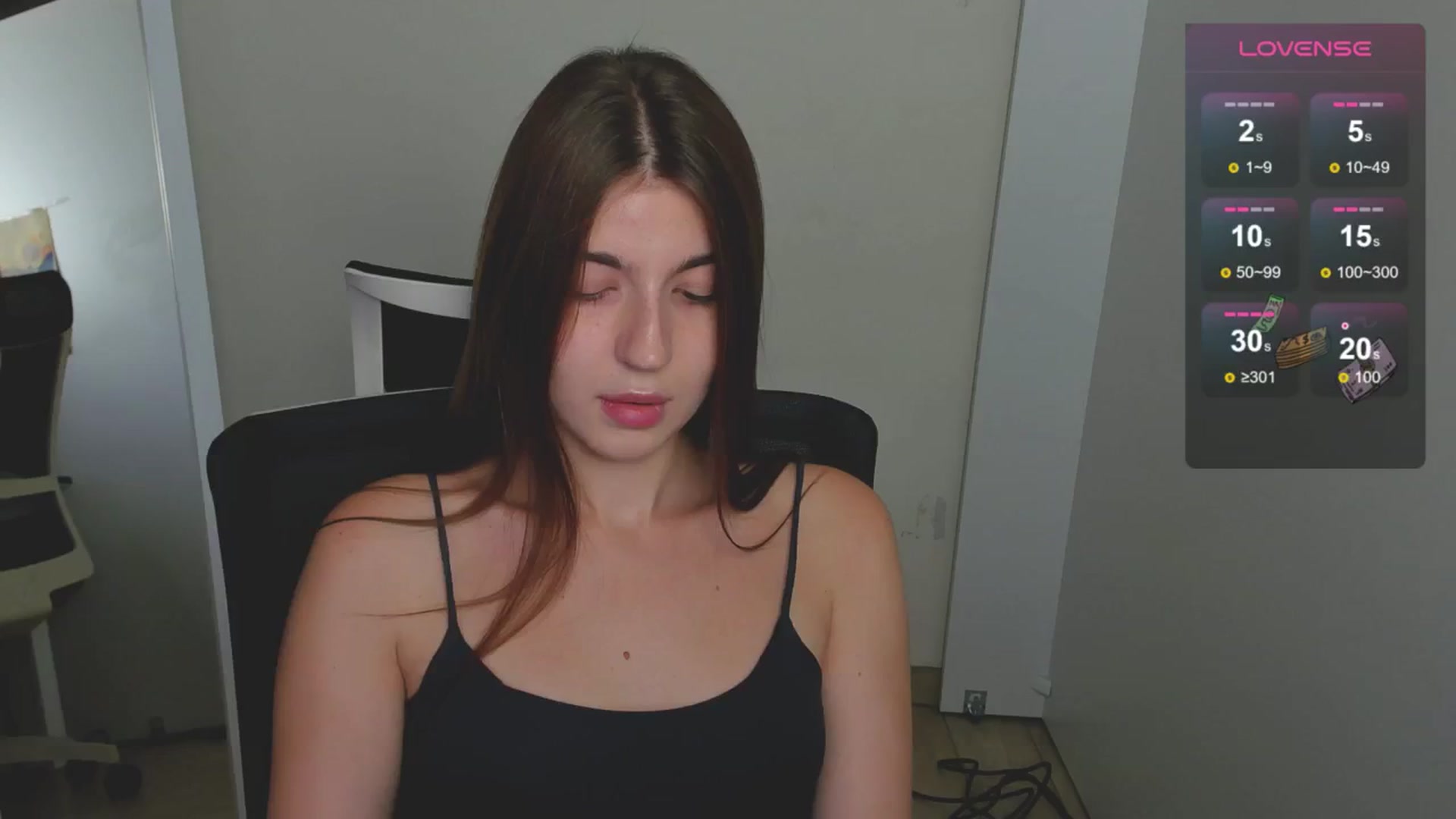 Gallery image thumbnail from Emilia_cherry's myfreecams stream on, 08/22/2024, 09:16 image 19 of 20