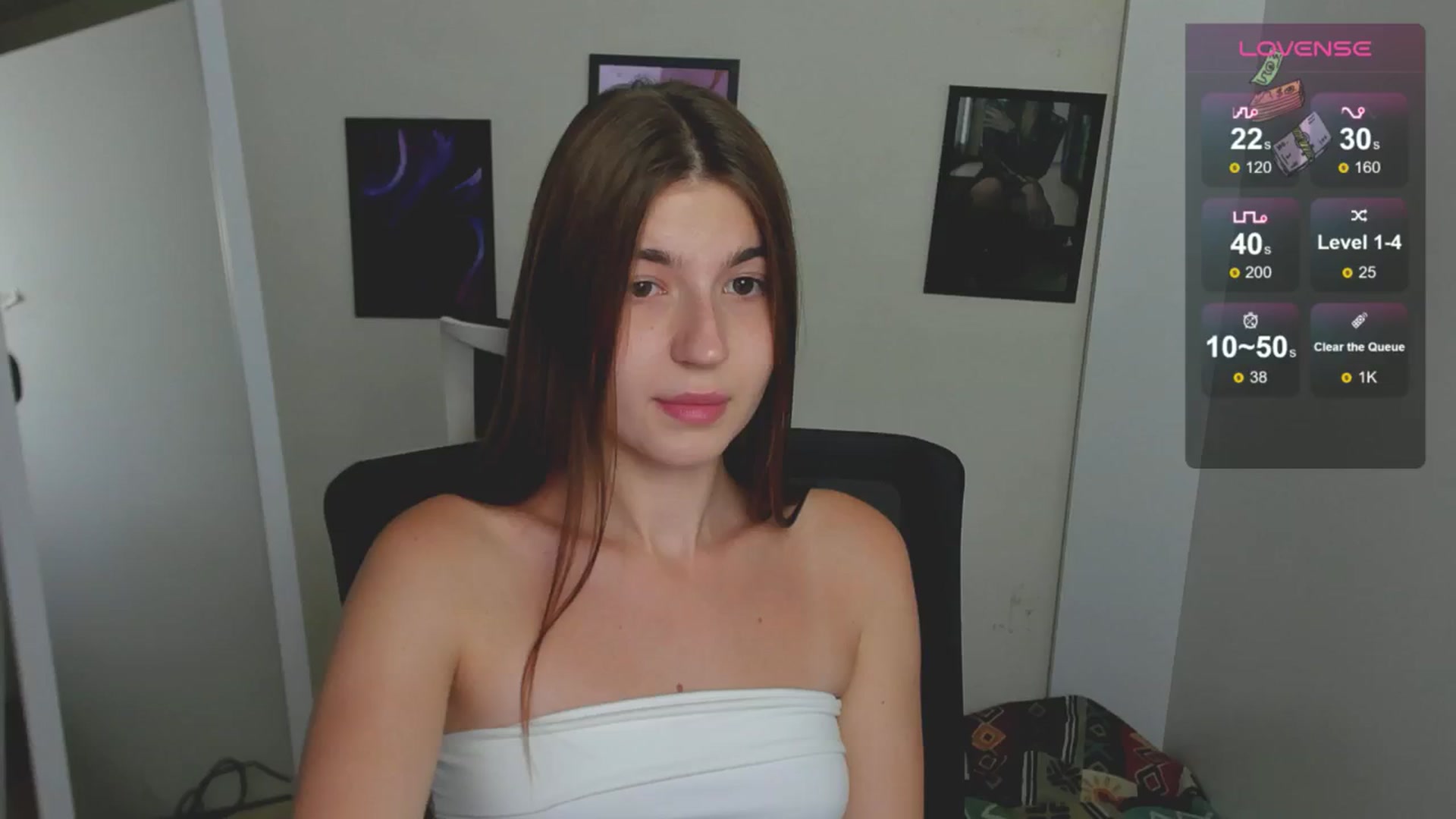 Gallery image thumbnail from Emilia_cherry's myfreecams stream on, 08/26/2024, 07:37 image 17 of 20