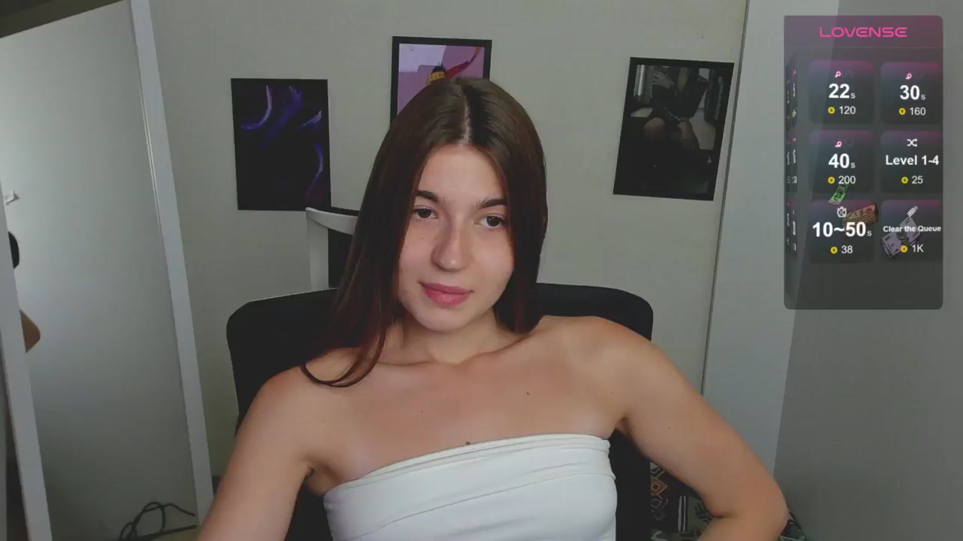 Gallery image thumbnail from Emilia_cherry's myfreecams stream on, 08/26/2024, 07:37 image 16 of 20
