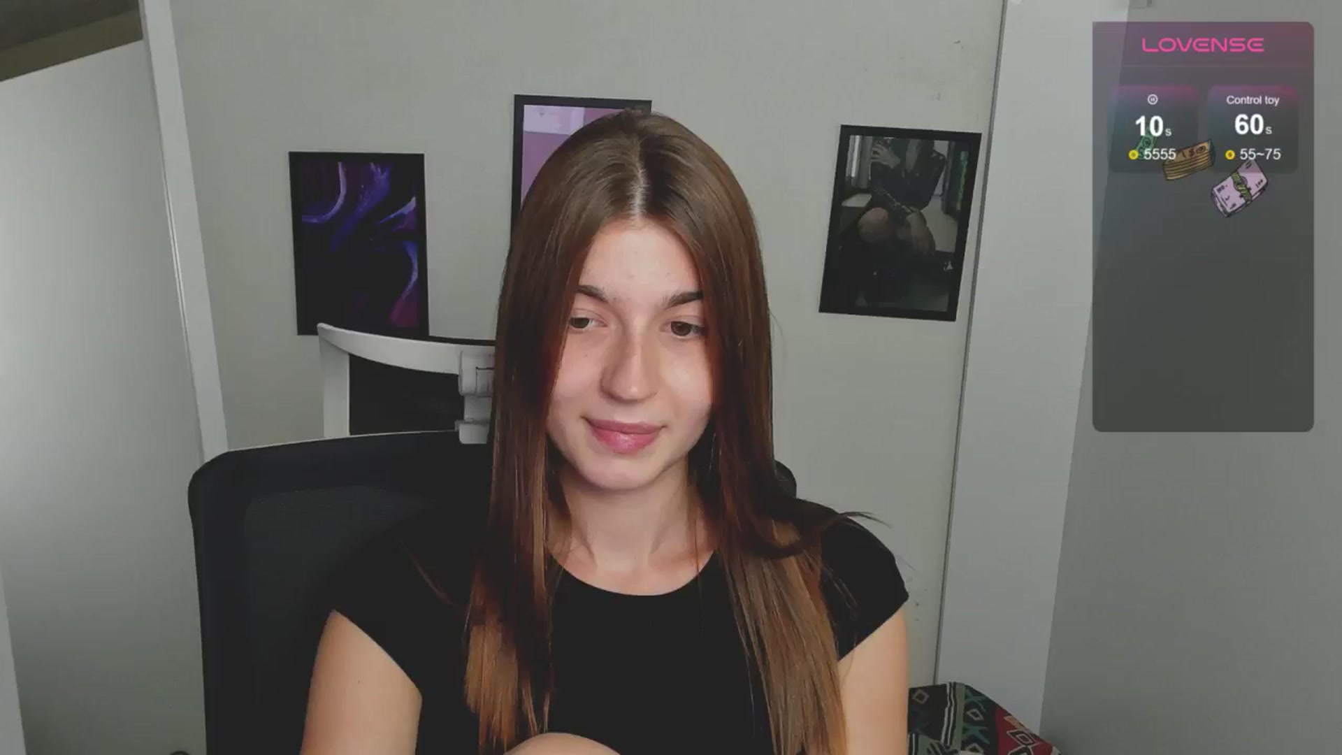 Gallery image thumbnail from Emilia_cherry's myfreecams stream on, 08/27/2024, 09:00 image 11 of 20