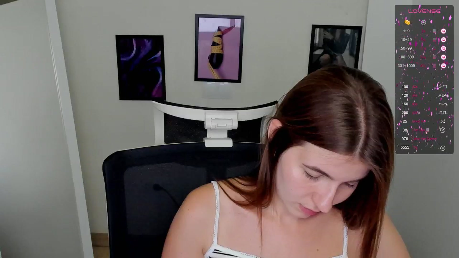 Gallery image thumbnail from Emilia_cherry's myfreecams stream on, 09/08/2024, 09:47 image 17 of 20