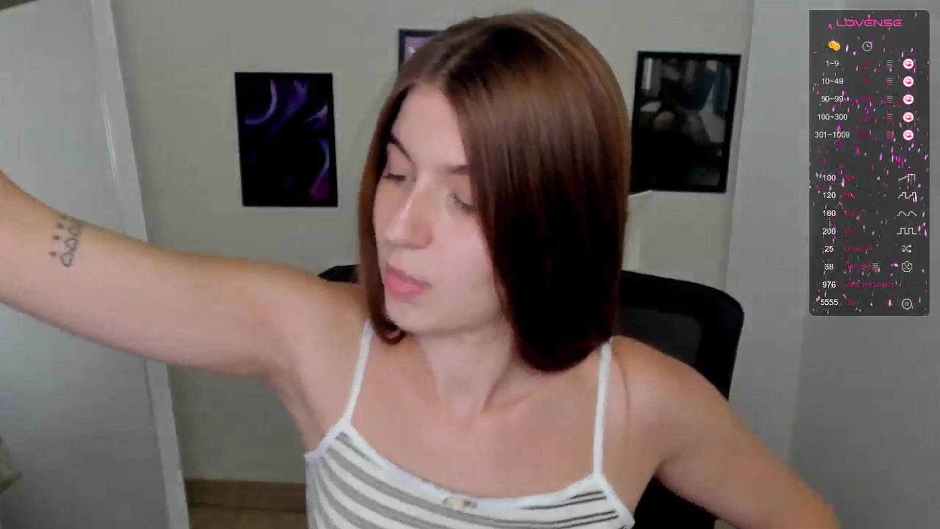 Gallery image thumbnail from Emilia_cherry's myfreecams stream on, 09/08/2024, 09:47 image 3 of 20