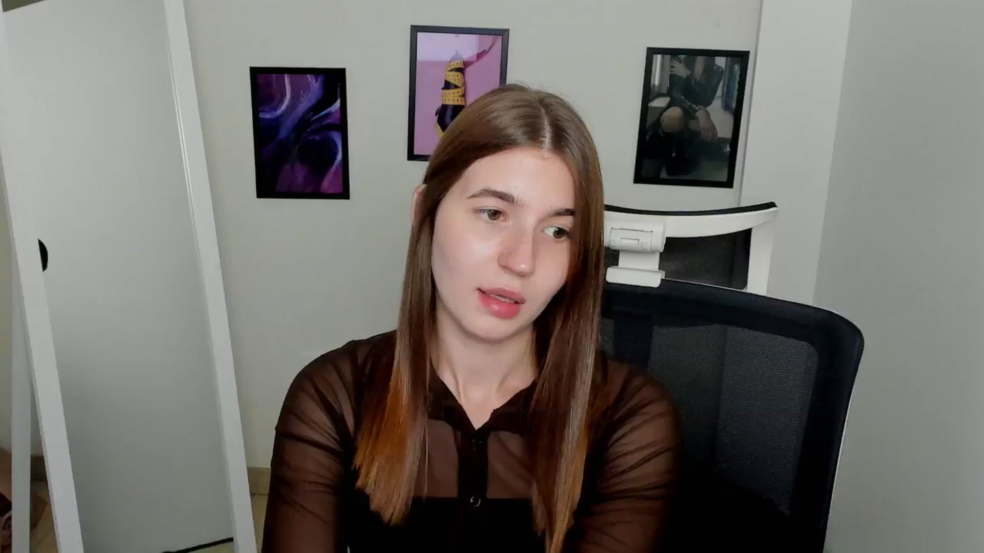 Gallery image thumbnail from Emilia_cherry's myfreecams stream on, 09/09/2024, 13:19 image 20 of 20
