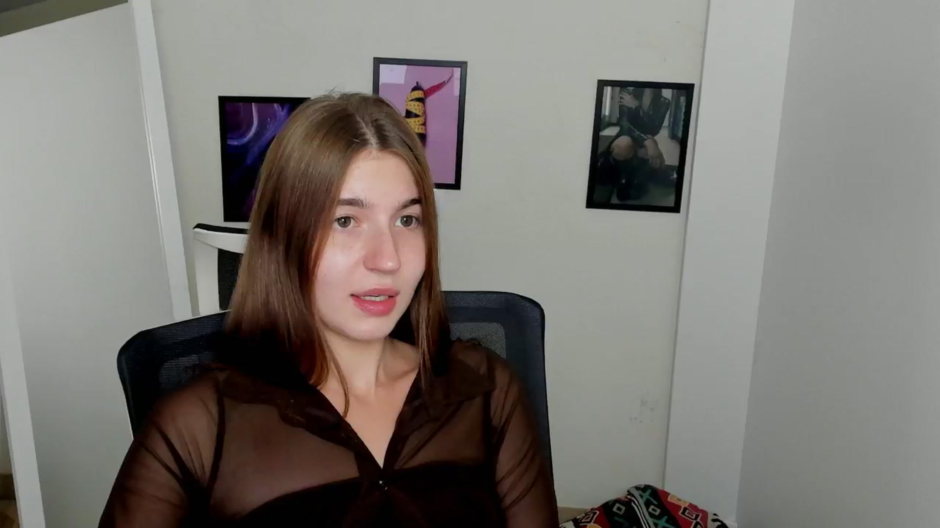 Gallery image thumbnail from Emilia_cherry's myfreecams stream on, 09/09/2024, 14:20 image 3 of 20