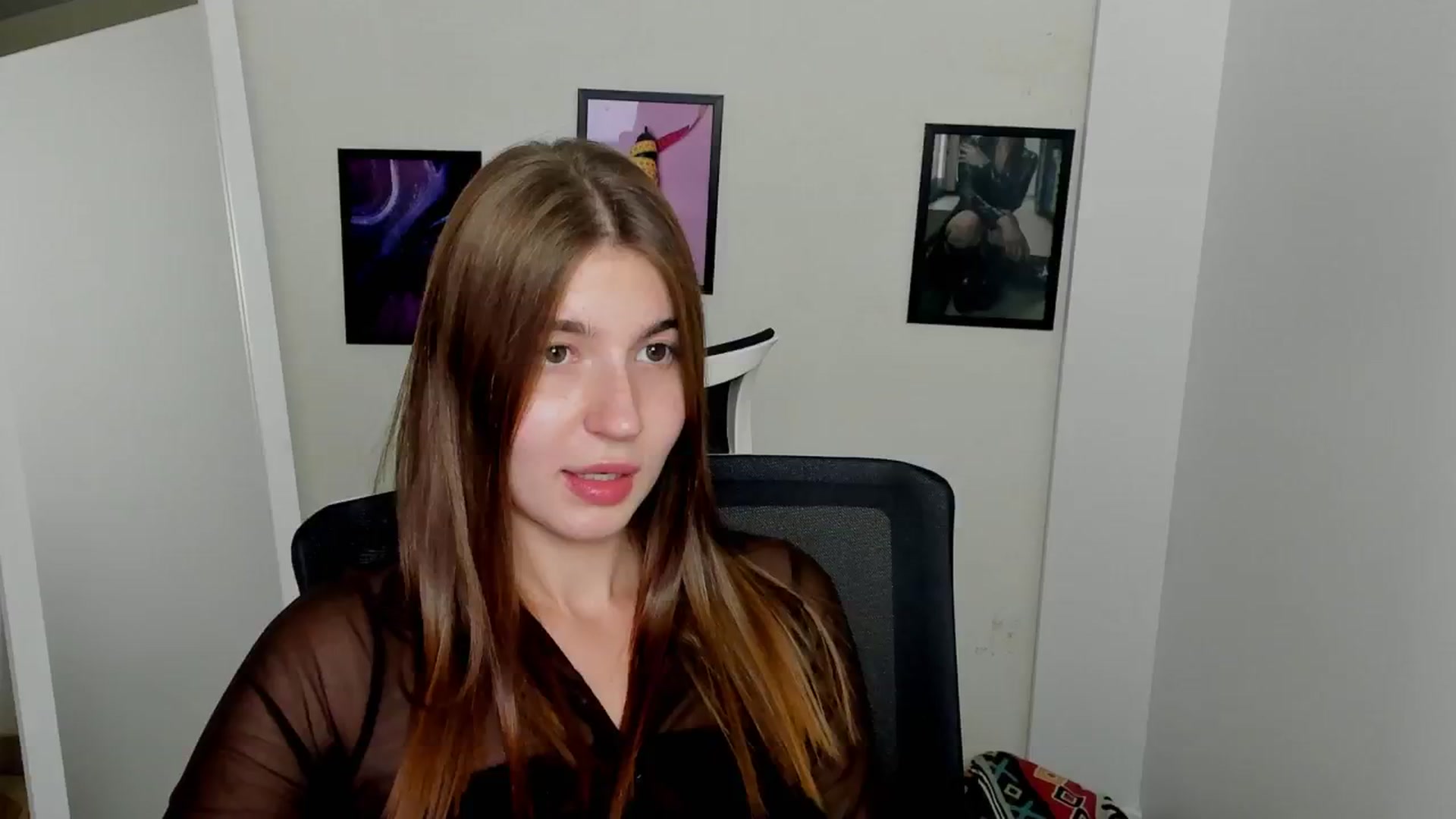 Gallery image thumbnail from Emilia_cherry's myfreecams stream on, 09/09/2024, 14:20 image 17 of 20
