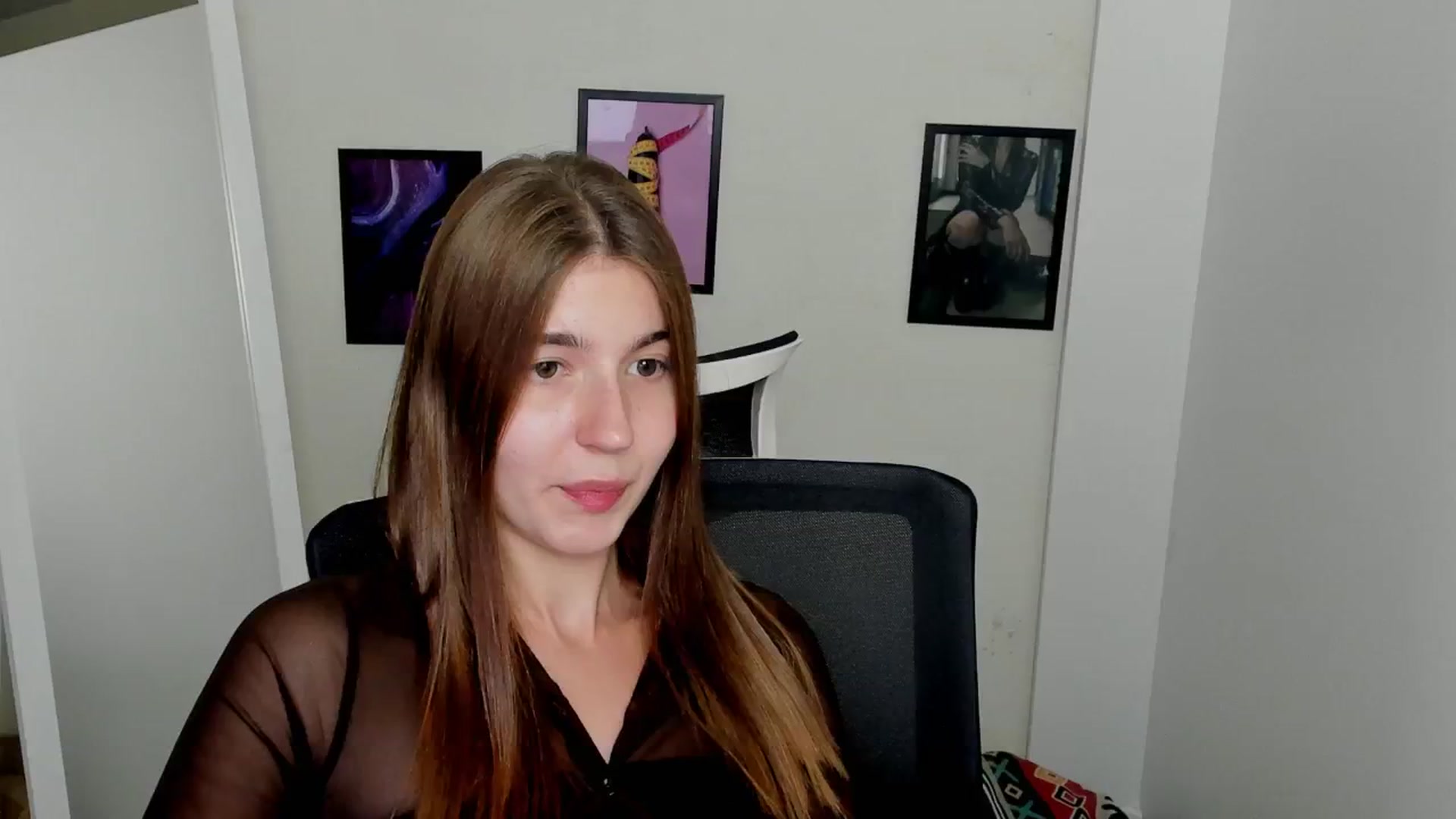 Gallery image thumbnail from Emilia_cherry's myfreecams stream on, 09/09/2024, 14:20 image 14 of 20