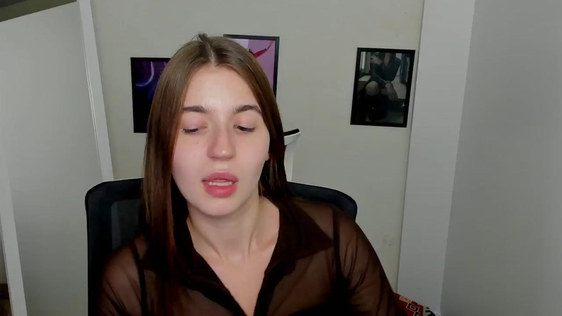 Gallery image thumbnail from Emilia_cherry's myfreecams stream on, 09/09/2024, 14:20 image 1 of 20