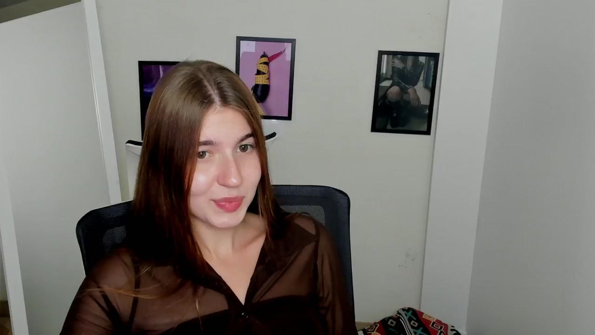Gallery image thumbnail from Emilia_cherry's myfreecams stream on, 09/09/2024, 14:20 image 4 of 20
