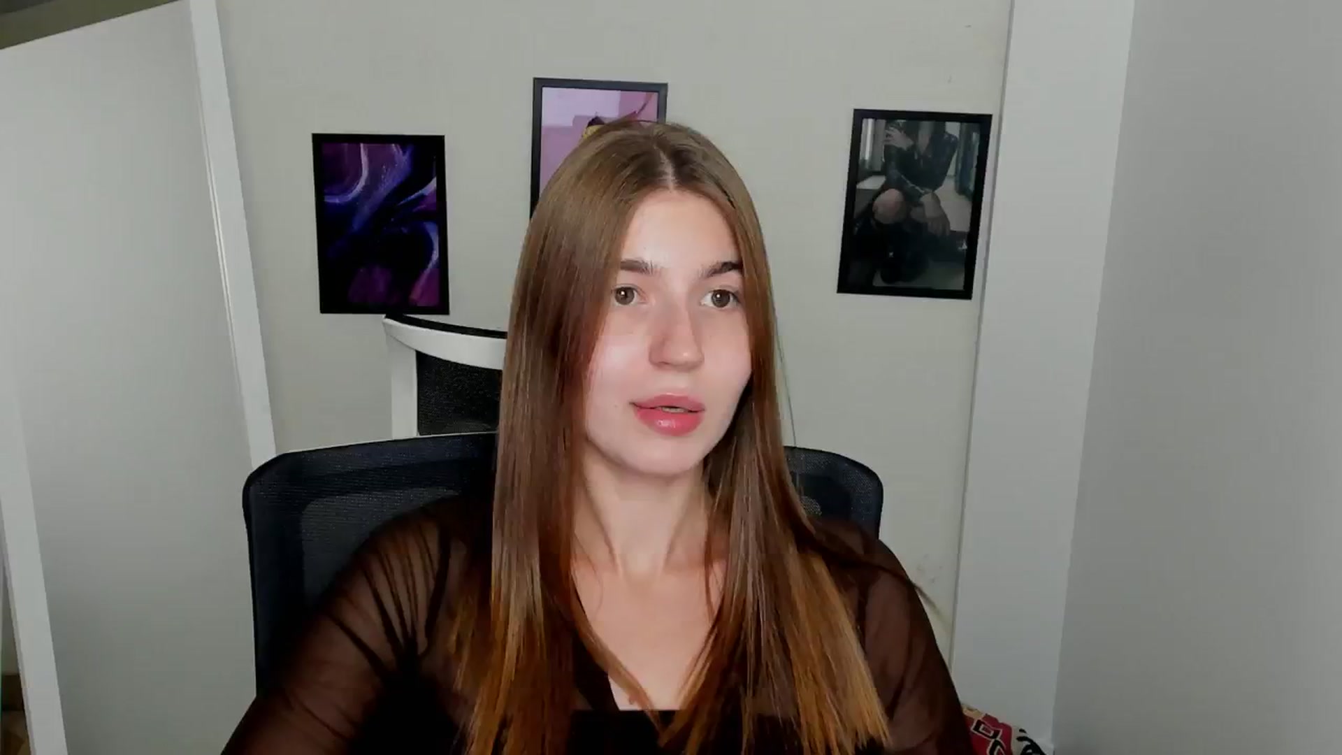 Gallery image thumbnail from Emilia_cherry's myfreecams stream on, 09/09/2024, 15:53 image 5 of 20