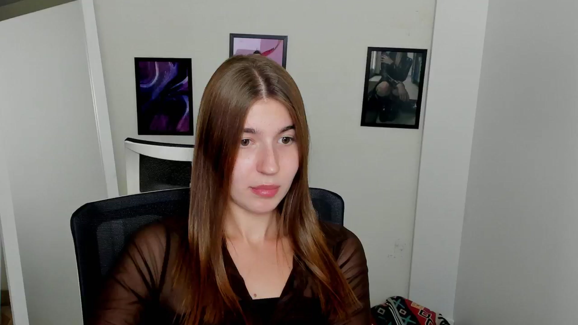 Gallery image thumbnail from Emilia_cherry's myfreecams stream on, 09/09/2024, 15:53 image 8 of 20