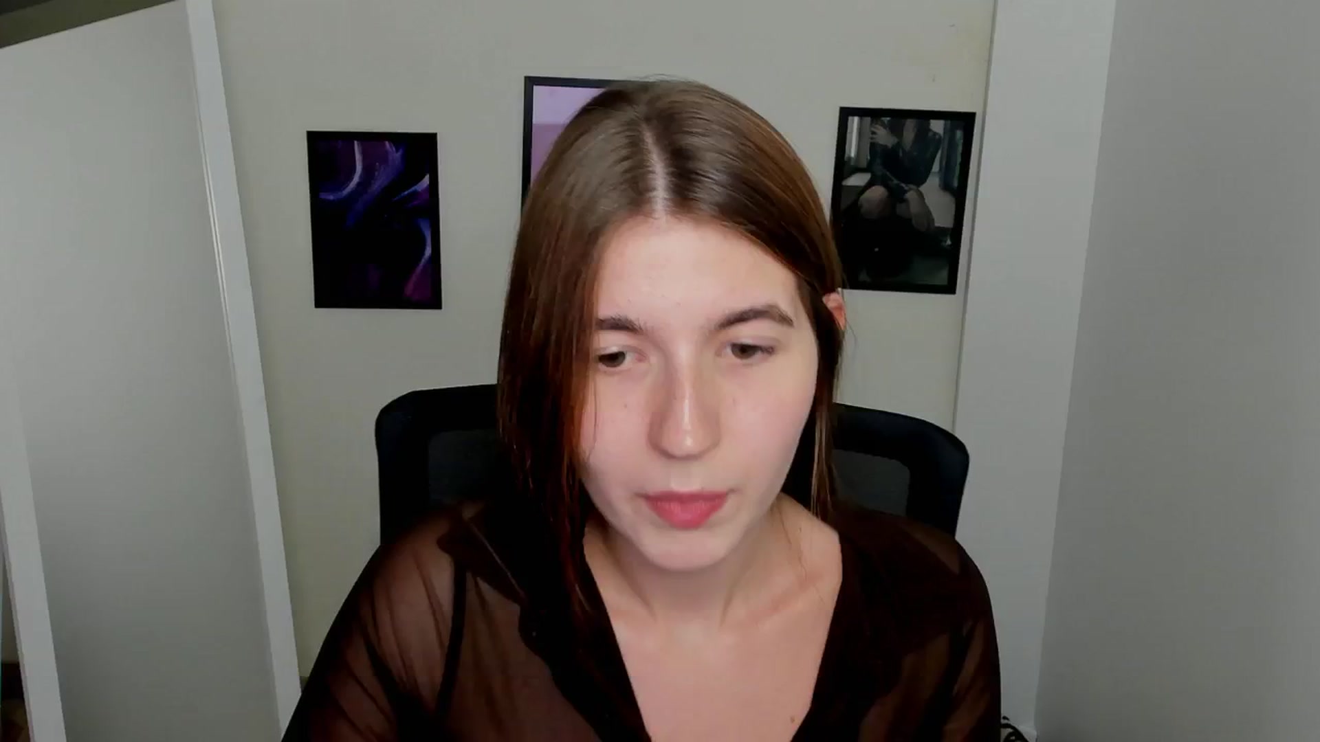 Gallery image thumbnail from Emilia_cherry's myfreecams stream on, 09/09/2024, 15:53 image 19 of 20