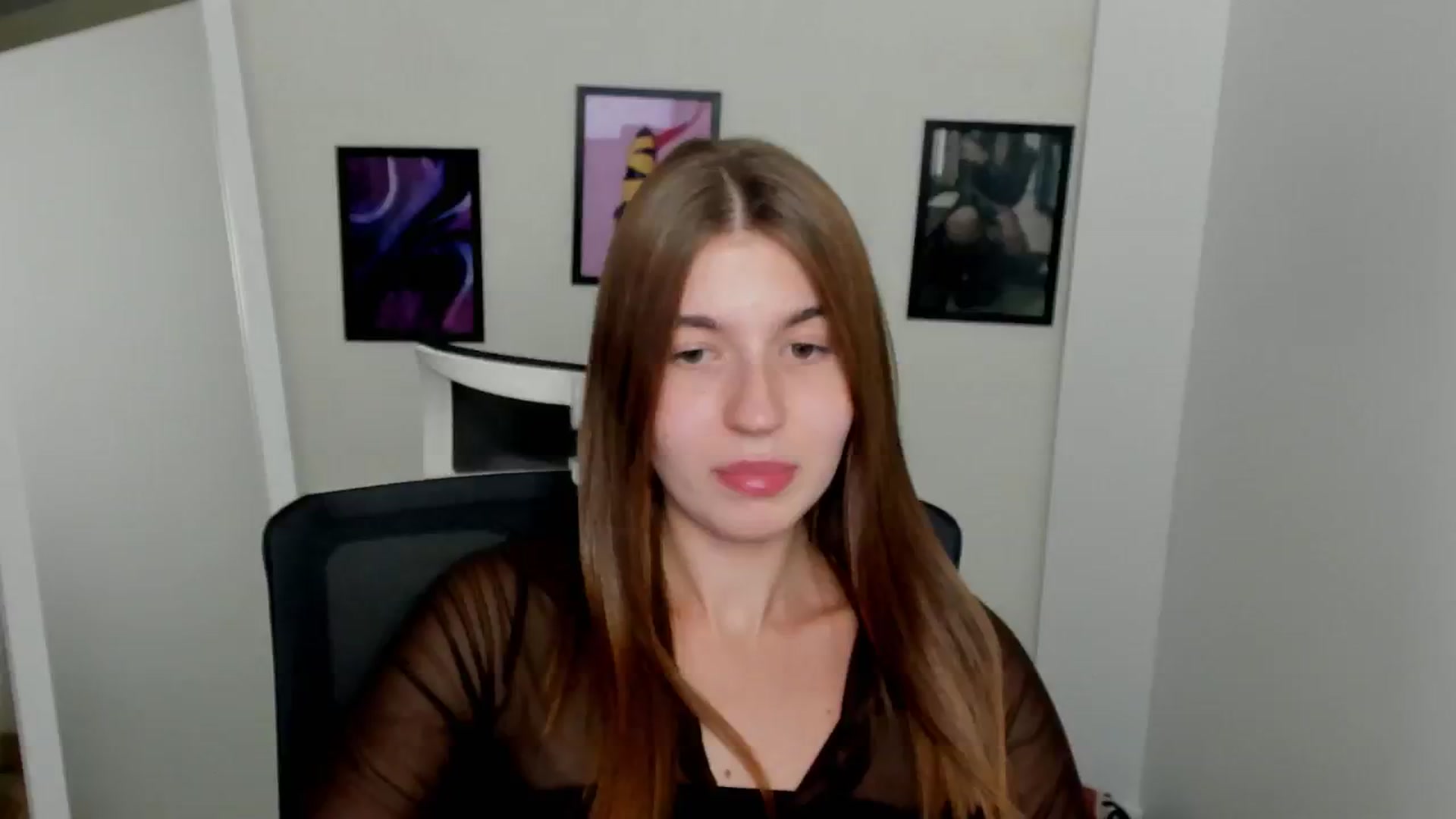 Gallery image thumbnail from Emilia_cherry's myfreecams stream on, 09/09/2024, 15:53 image 3 of 20