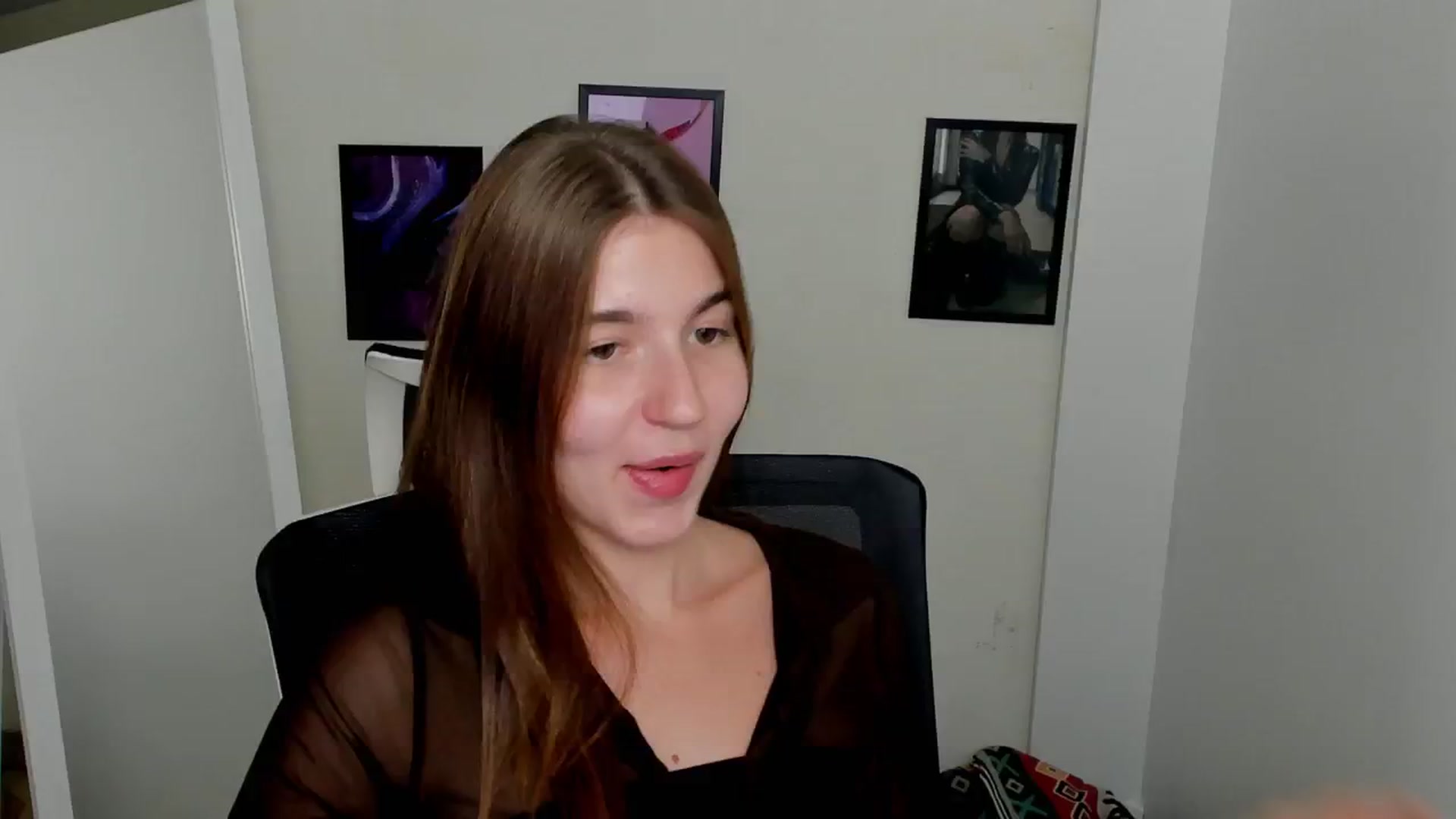Gallery image thumbnail from Emilia_cherry's myfreecams stream on, 09/09/2024, 15:53 image 12 of 20
