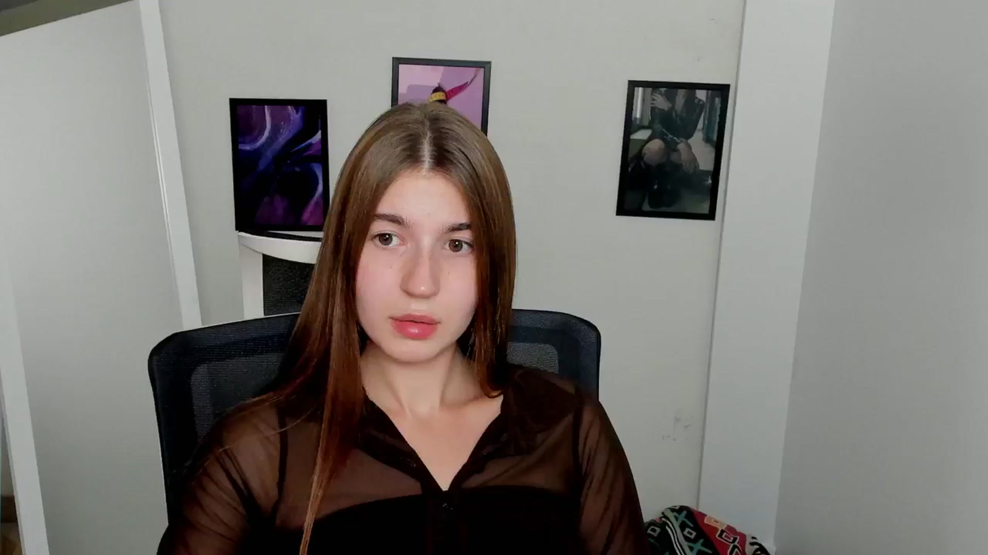 Gallery image thumbnail from Emilia_cherry's myfreecams stream on, 09/09/2024, 16:51 image 1 of 20