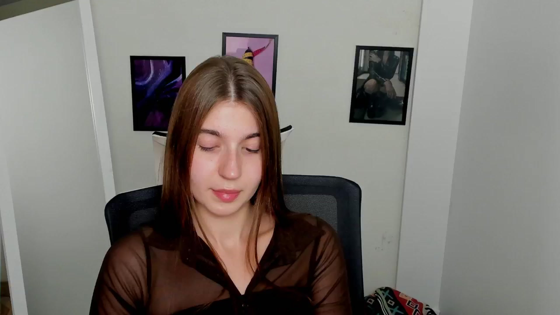 Gallery image thumbnail from Emilia_cherry's myfreecams stream on, 09/09/2024, 16:51 image 20 of 20