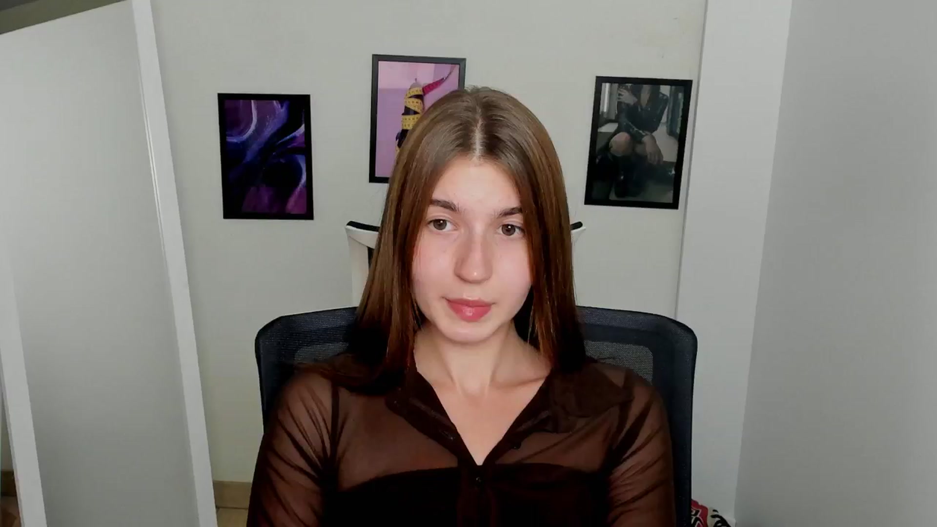 Gallery image thumbnail from Emilia_cherry's myfreecams stream on, 09/09/2024, 16:51 image 7 of 20