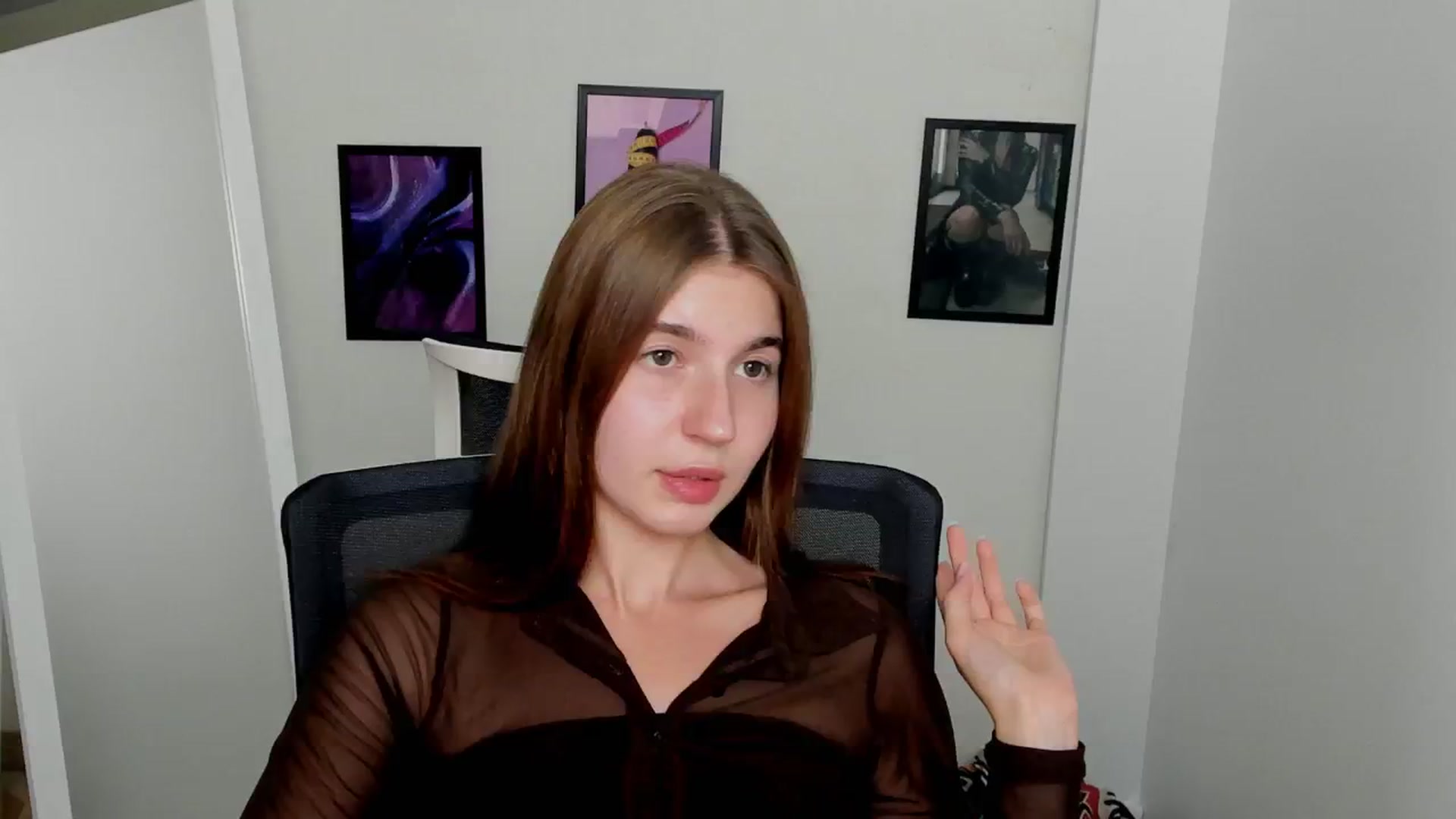 Gallery image thumbnail from Emilia_cherry's myfreecams stream on, 09/09/2024, 16:51 image 2 of 20