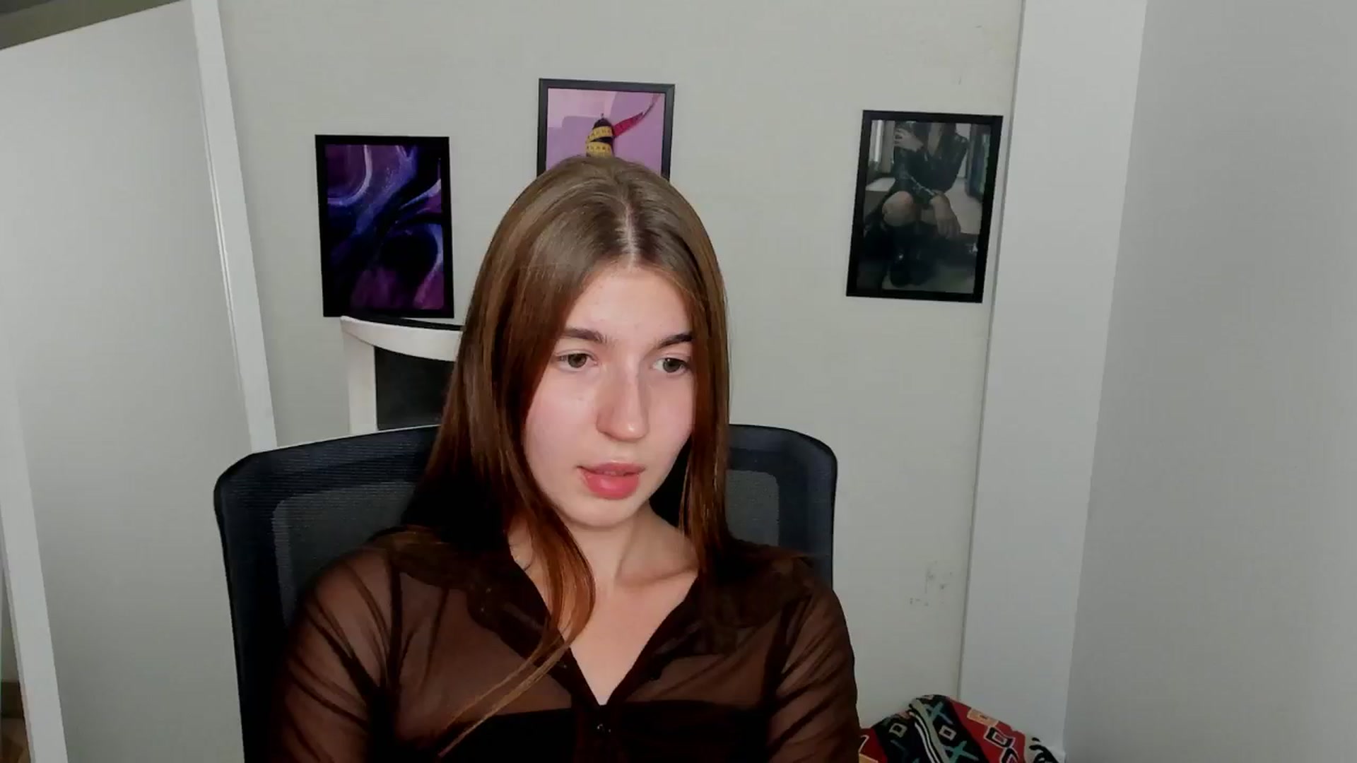 Gallery image thumbnail from Emilia_cherry's myfreecams stream on, 09/09/2024, 16:51 image 3 of 20