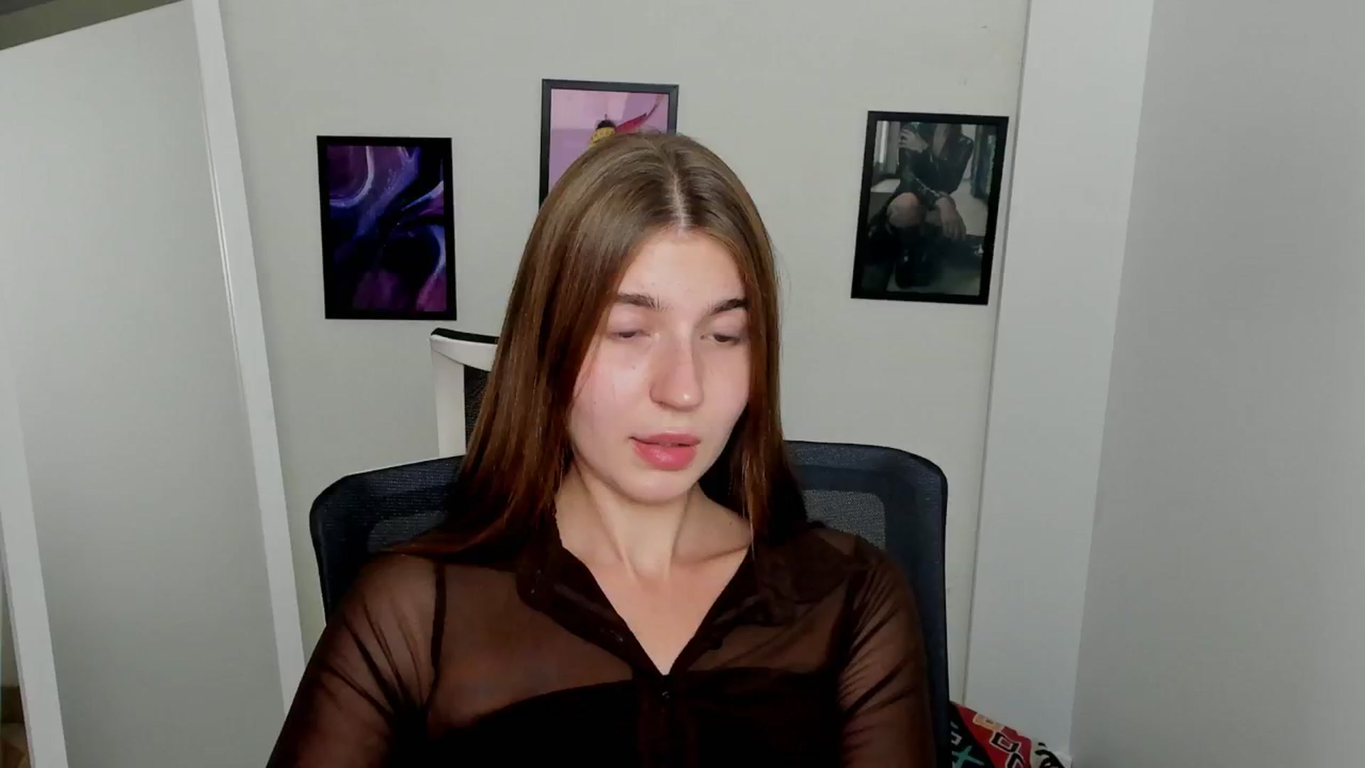 Gallery image thumbnail from Emilia_cherry's myfreecams stream on, 09/09/2024, 16:51 image 8 of 20