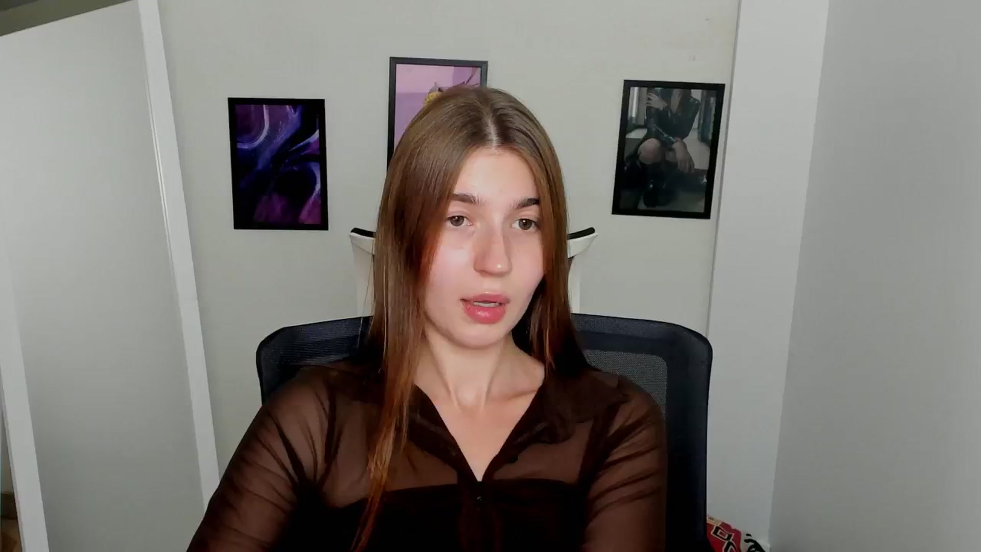 Gallery image thumbnail from Emilia_cherry's myfreecams stream on, 09/09/2024, 16:51 image 12 of 20