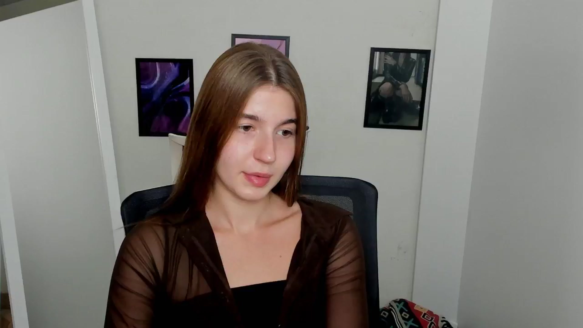 Gallery image thumbnail from Emilia_cherry's myfreecams stream on, 09/09/2024, 17:54 image 19 of 20