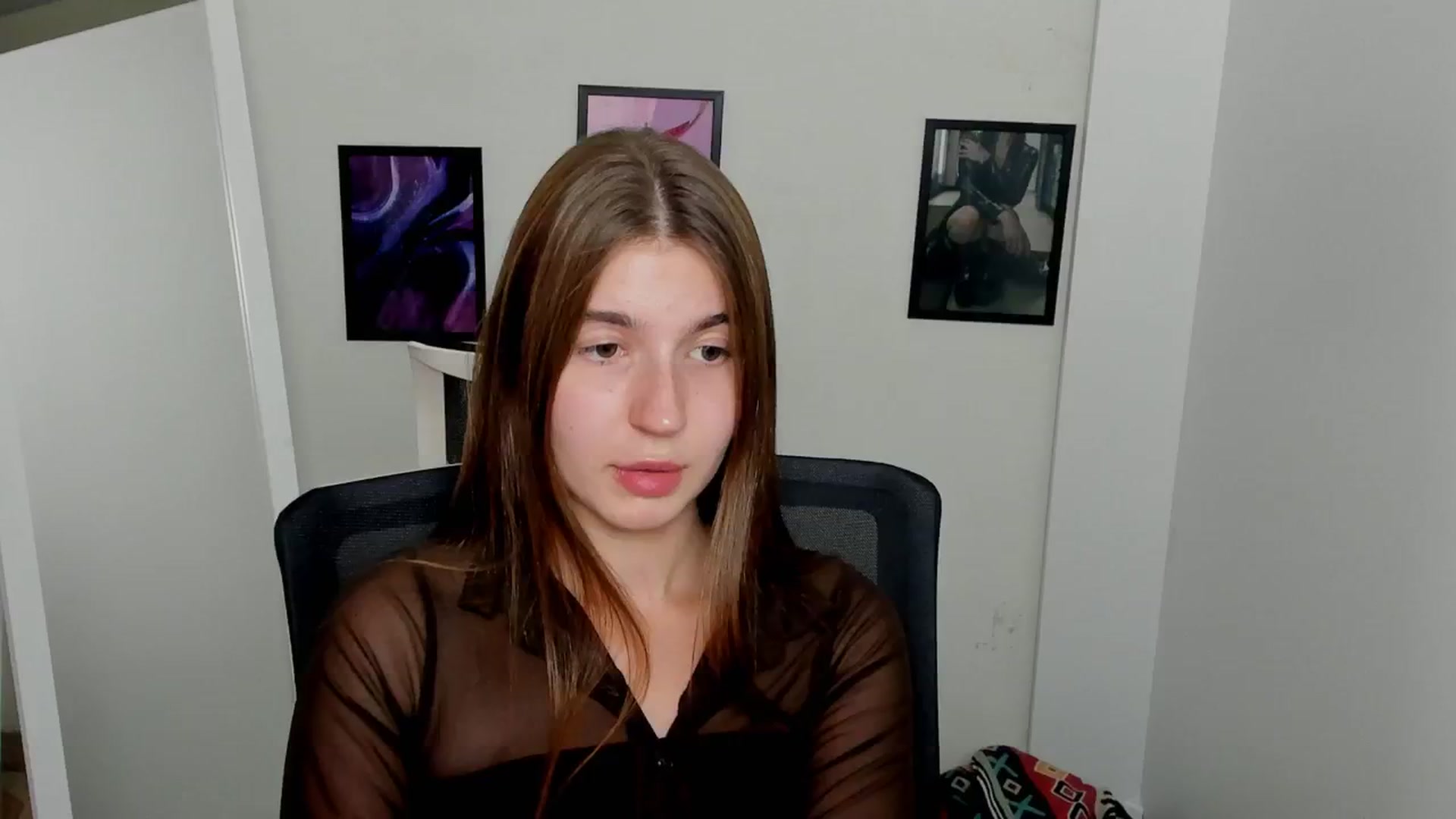 Gallery image thumbnail from Emilia_cherry's myfreecams stream on, 09/09/2024, 17:54 image 2 of 20